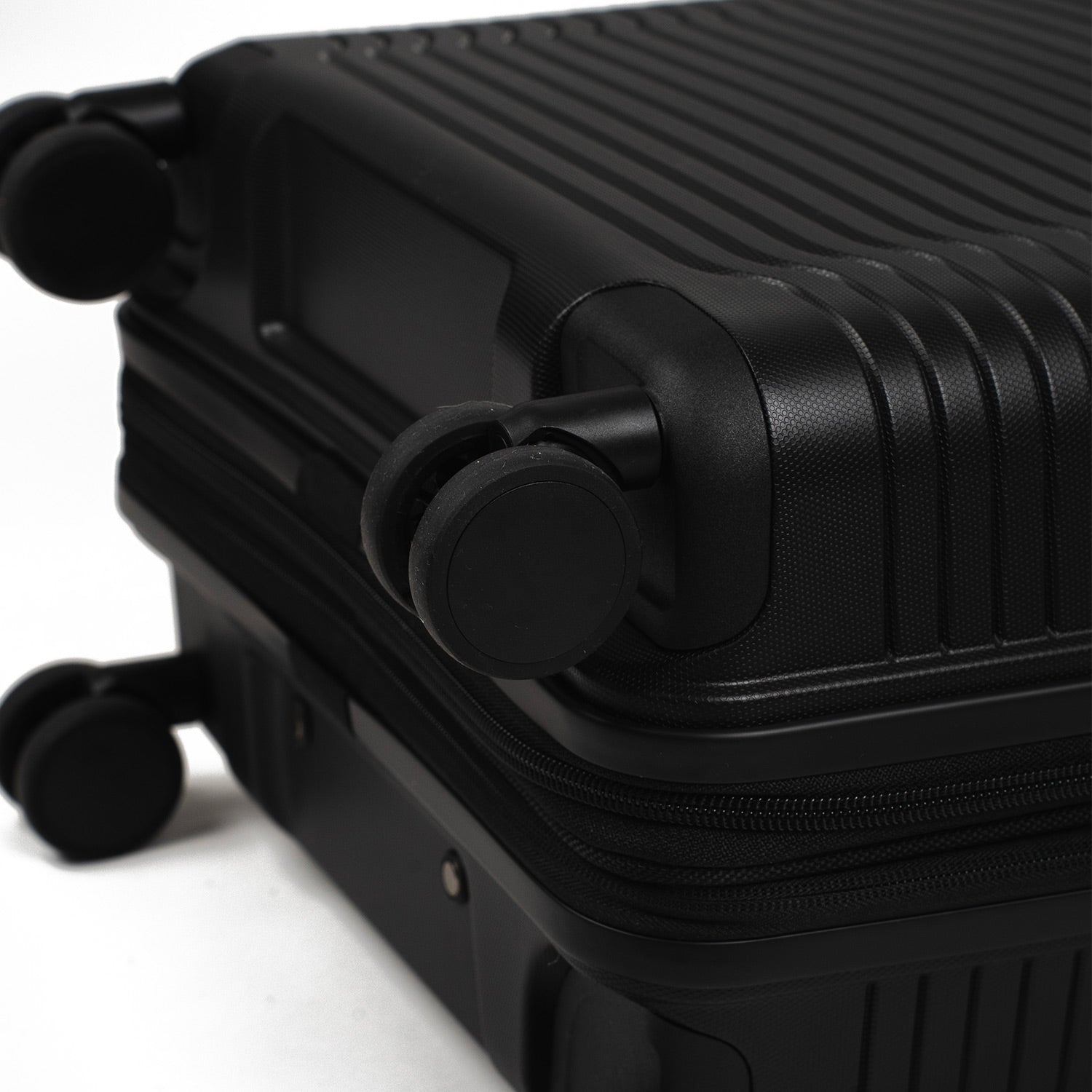 Crossing GLID Polypropylene Carry On 20" Luggage