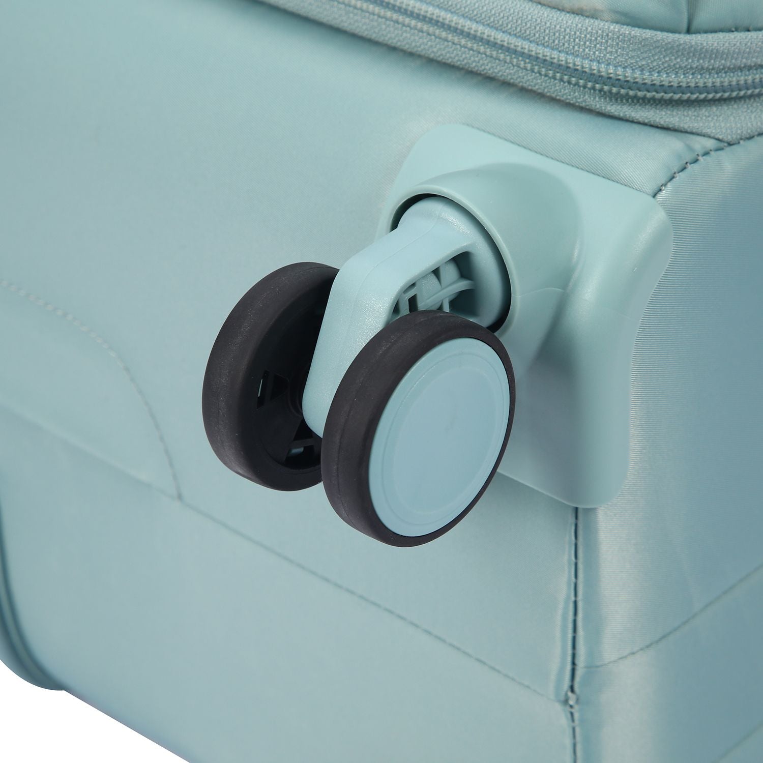 Crossing NOVA Nylon Soft Case Medium Luggage T25