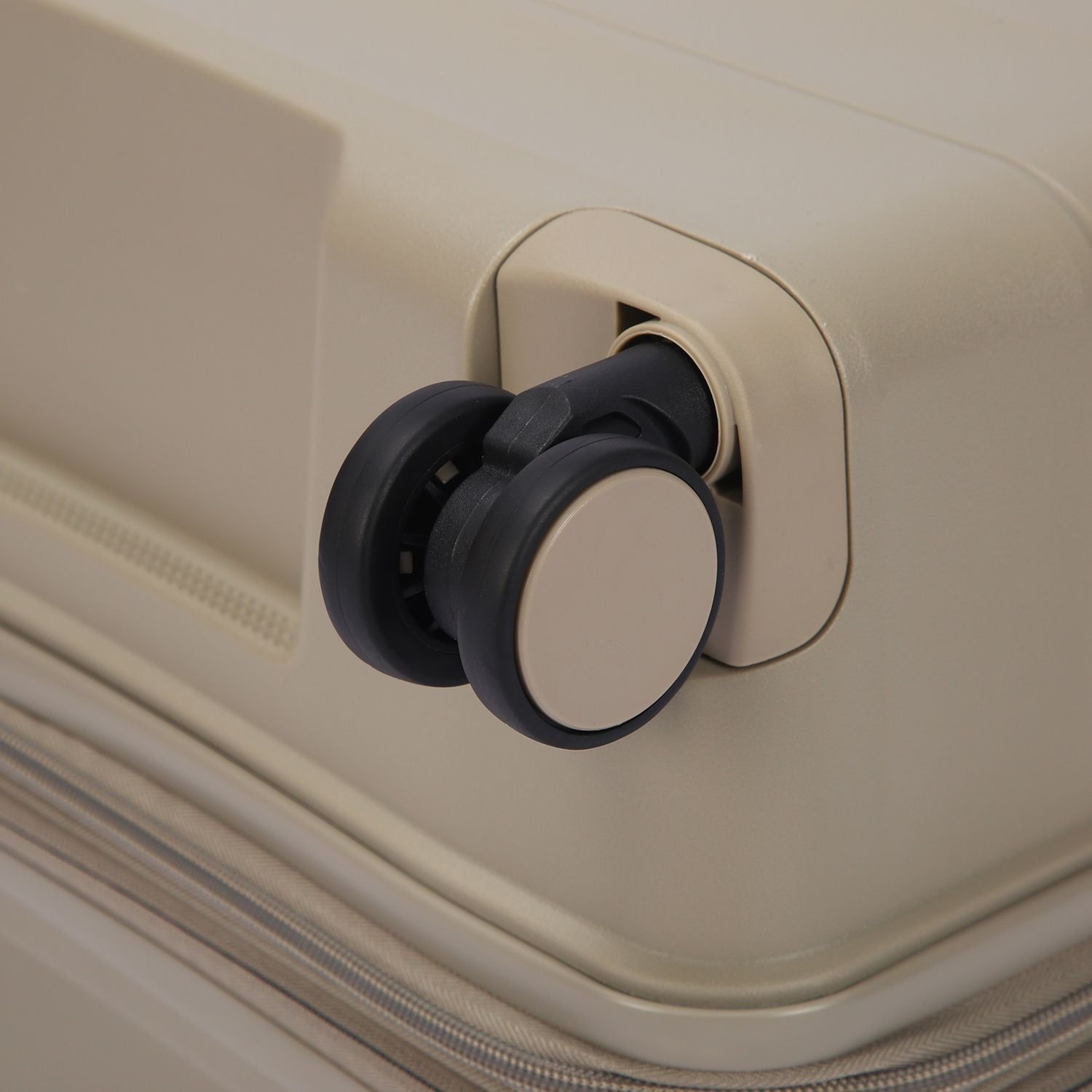 Crossing PRIM Polypropylene Large Expandable Luggage