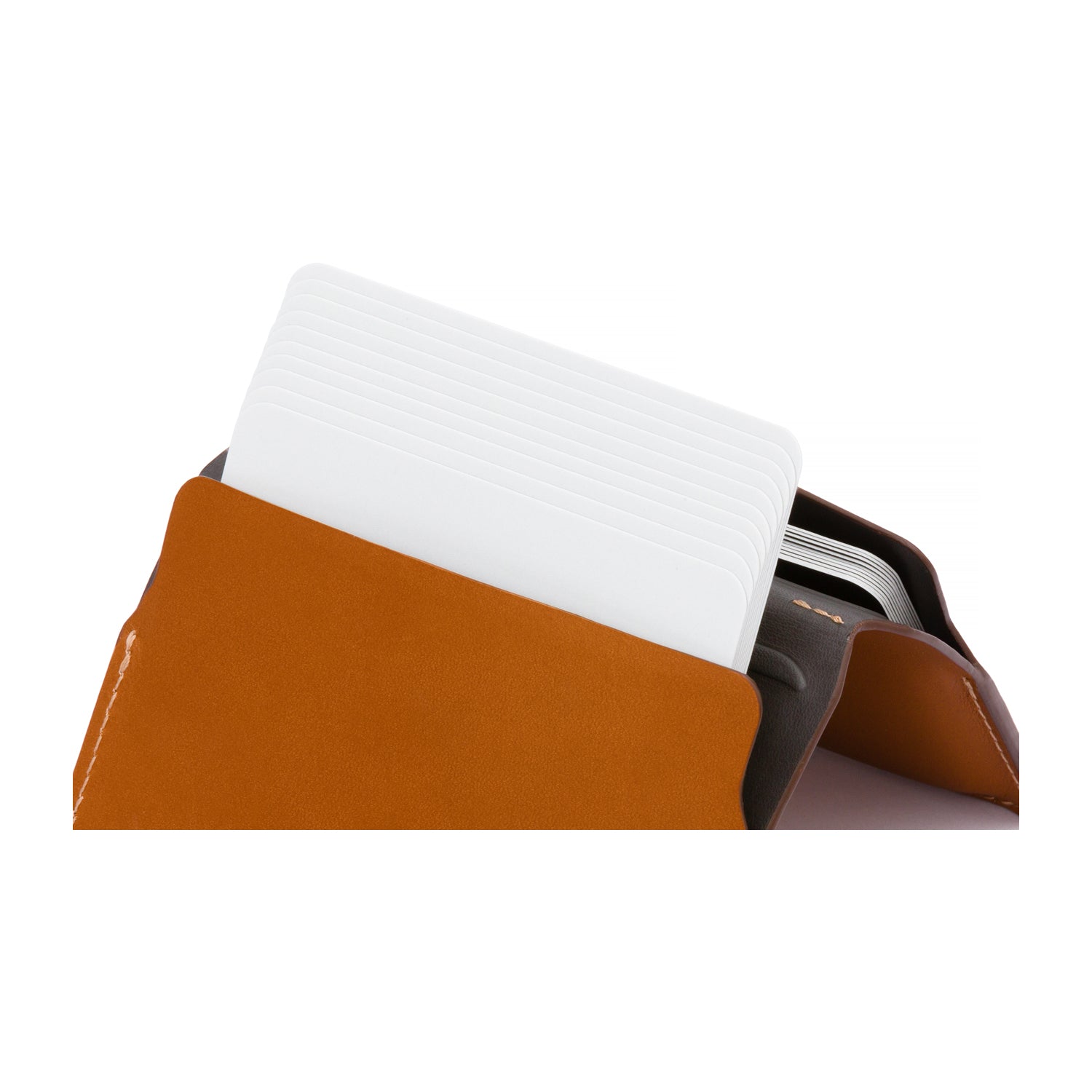 bellroy-card-holder-caramel-5
