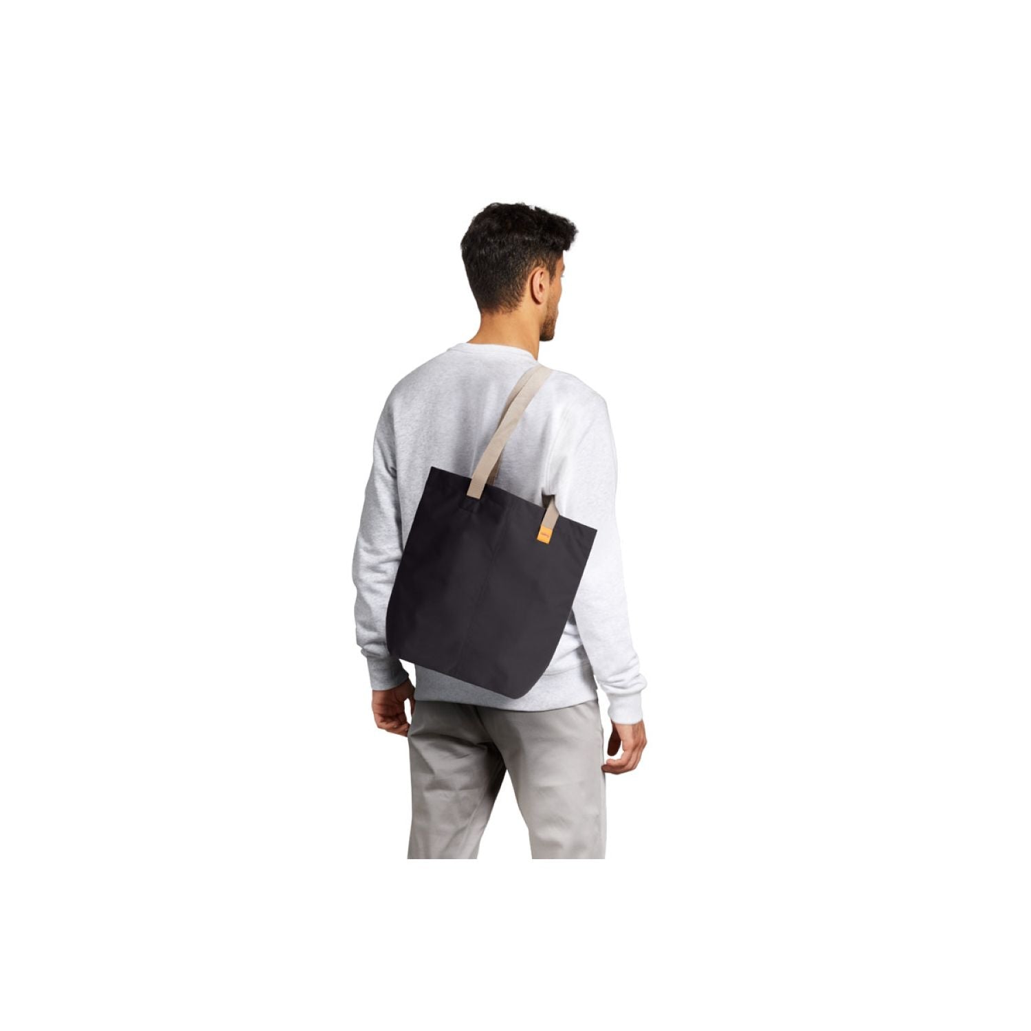 bellroy-city-tote-black-v2-11