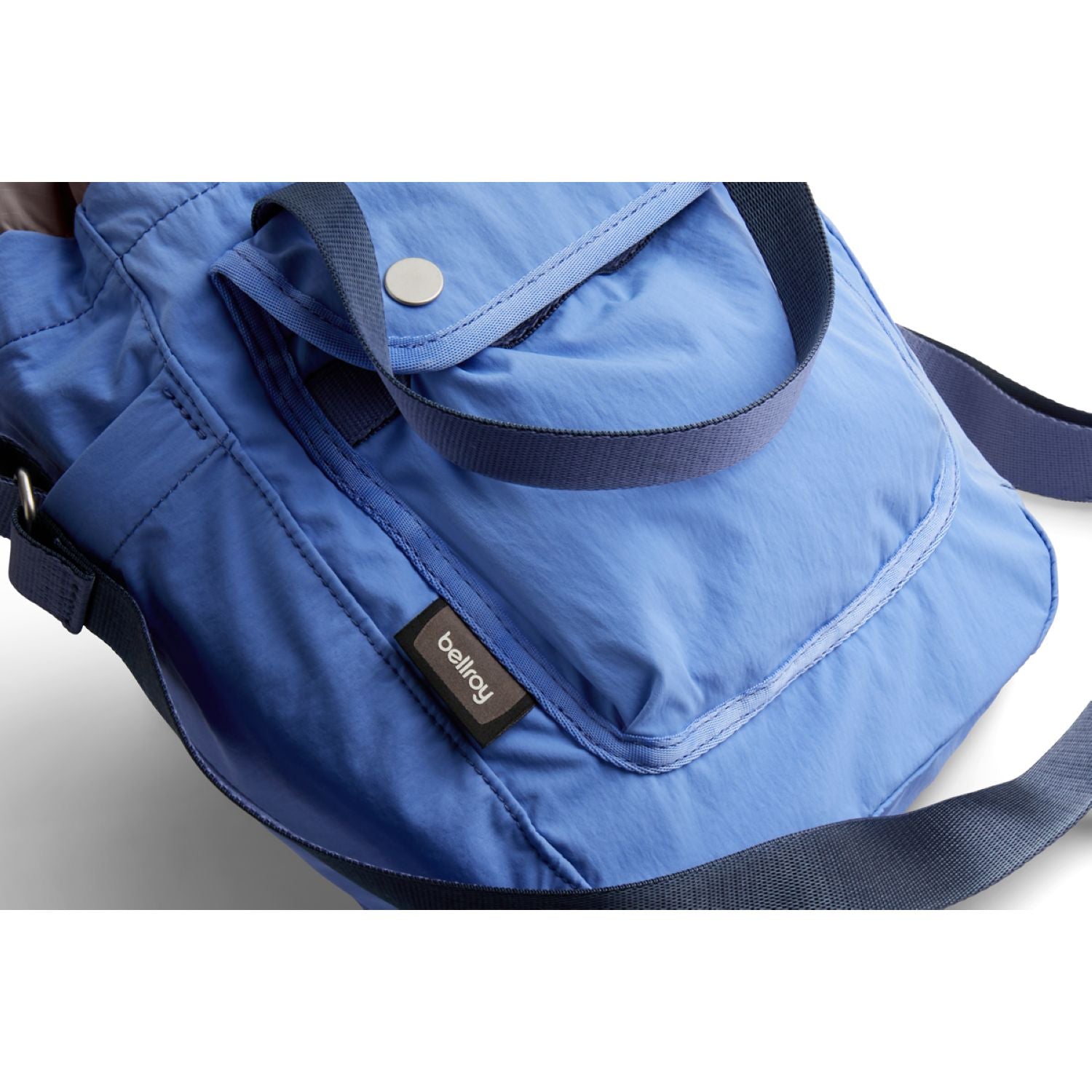 bellroy-cinch-bucket-bag-denim-blue-7