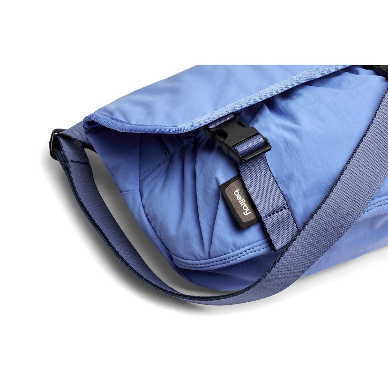 bellroy-cinch-mini-messenger-bag-denim-blue-7