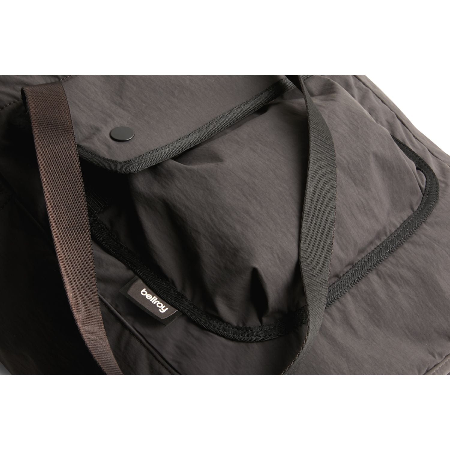 bellroy-cinch-tote-charcoal-7