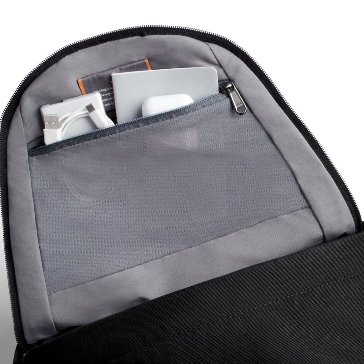 bellroy-classic-backpack-compact-black-5