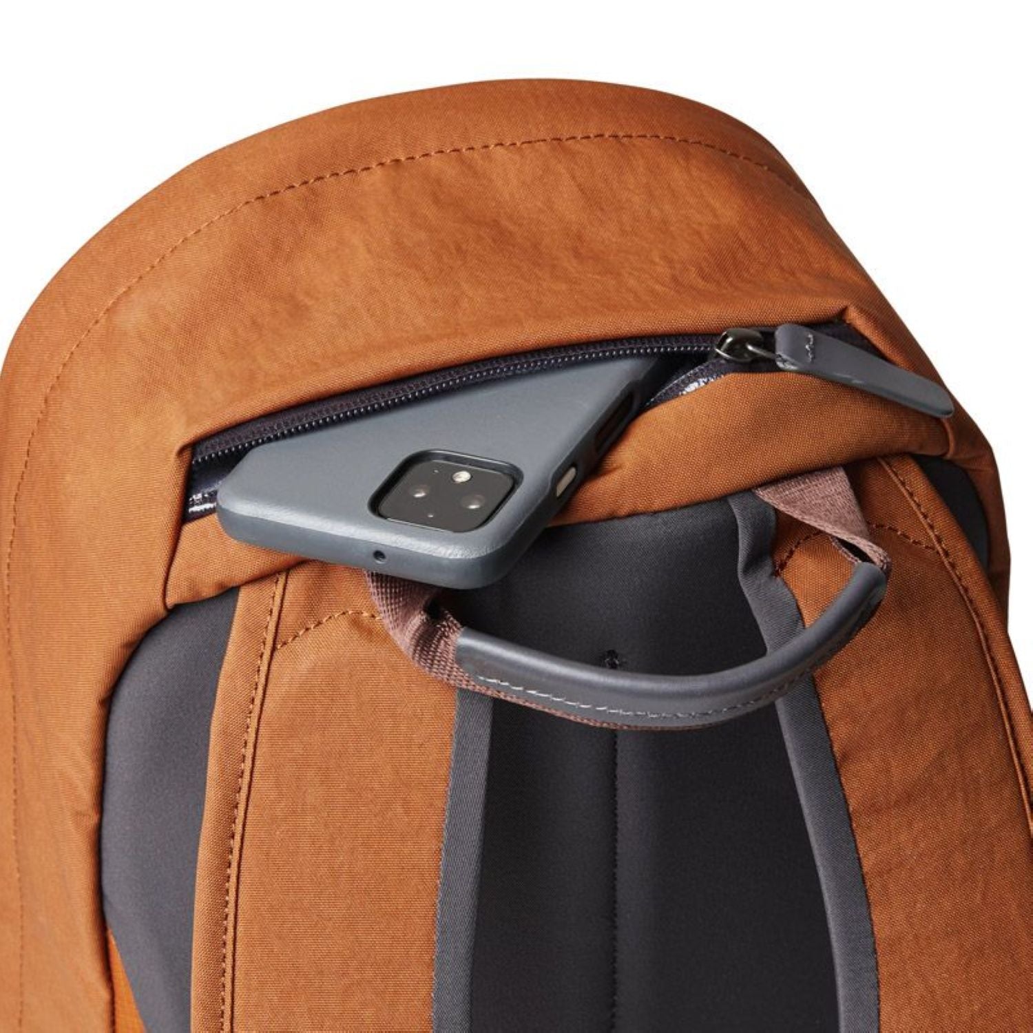 bellroy-classic-backpack-compact-bronze-4