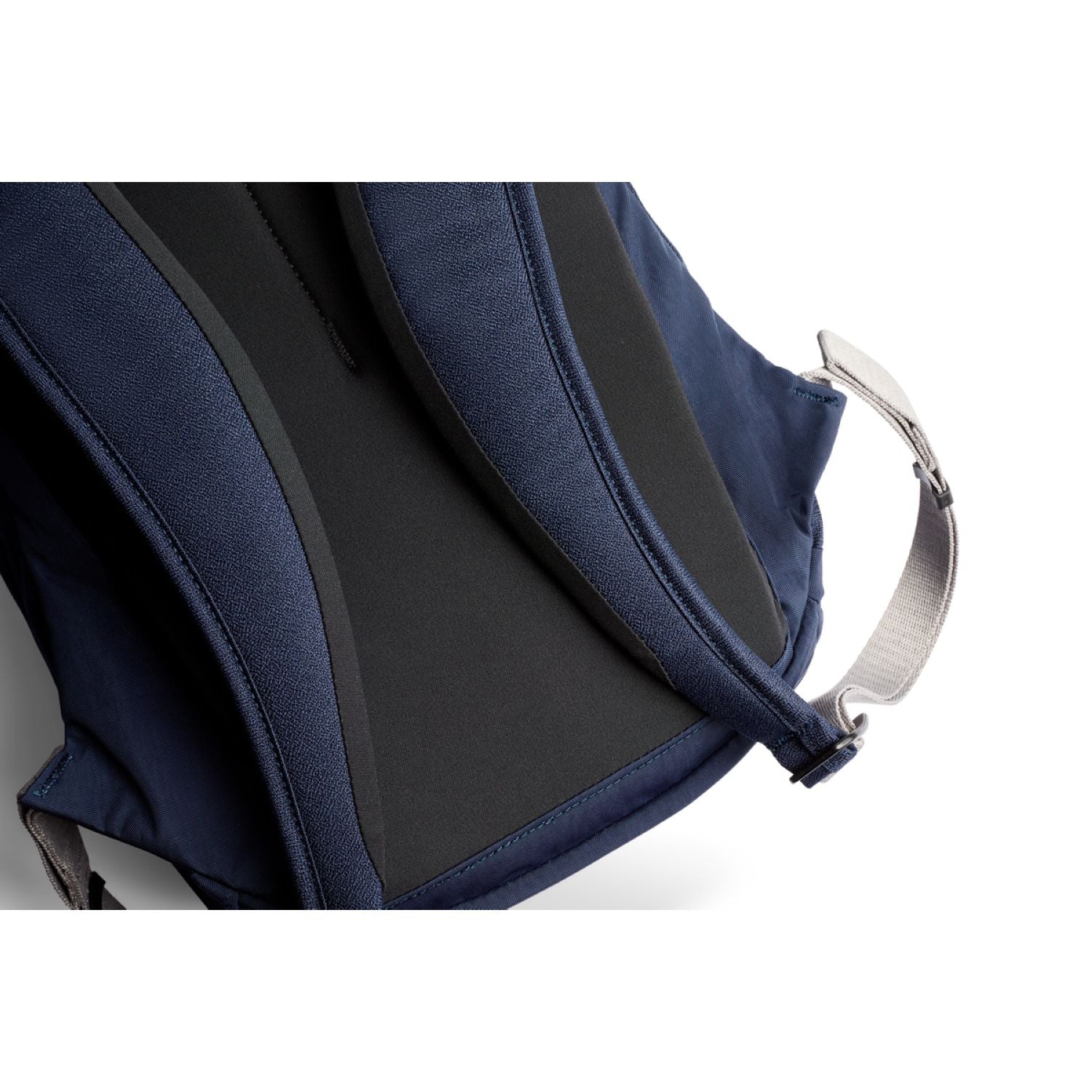 bellroy-classic-backpack-compact-navy-2