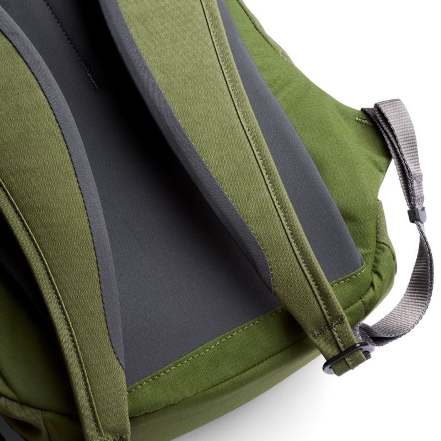 bellroy-classic-backpack-compact-rangergreen-2