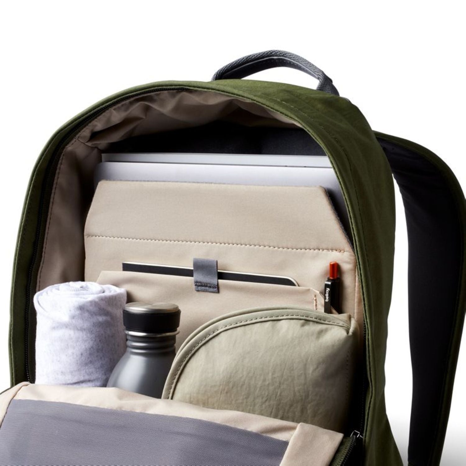 bellroy-classic-backpack-compact-rangergreen-5