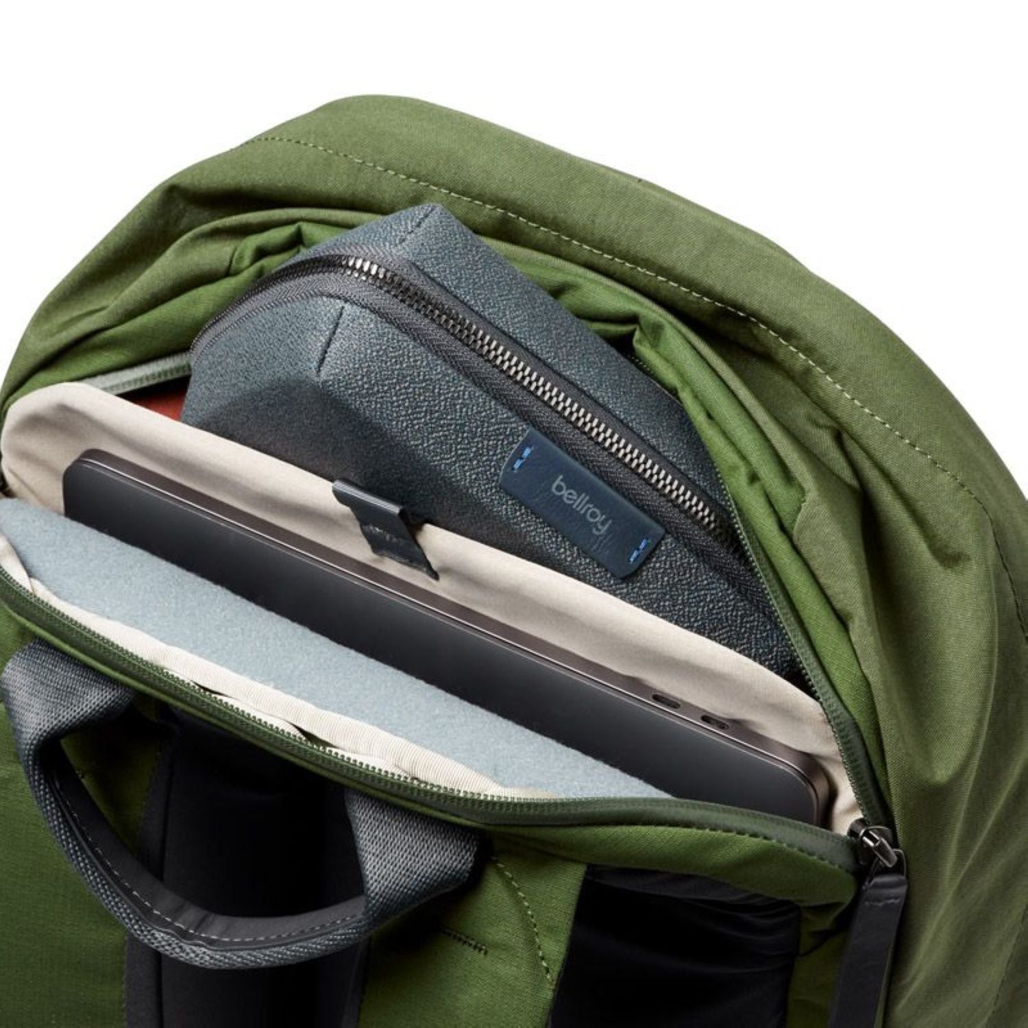 bellroy-classic-backpack-plus-second-edition-ranger-green-6