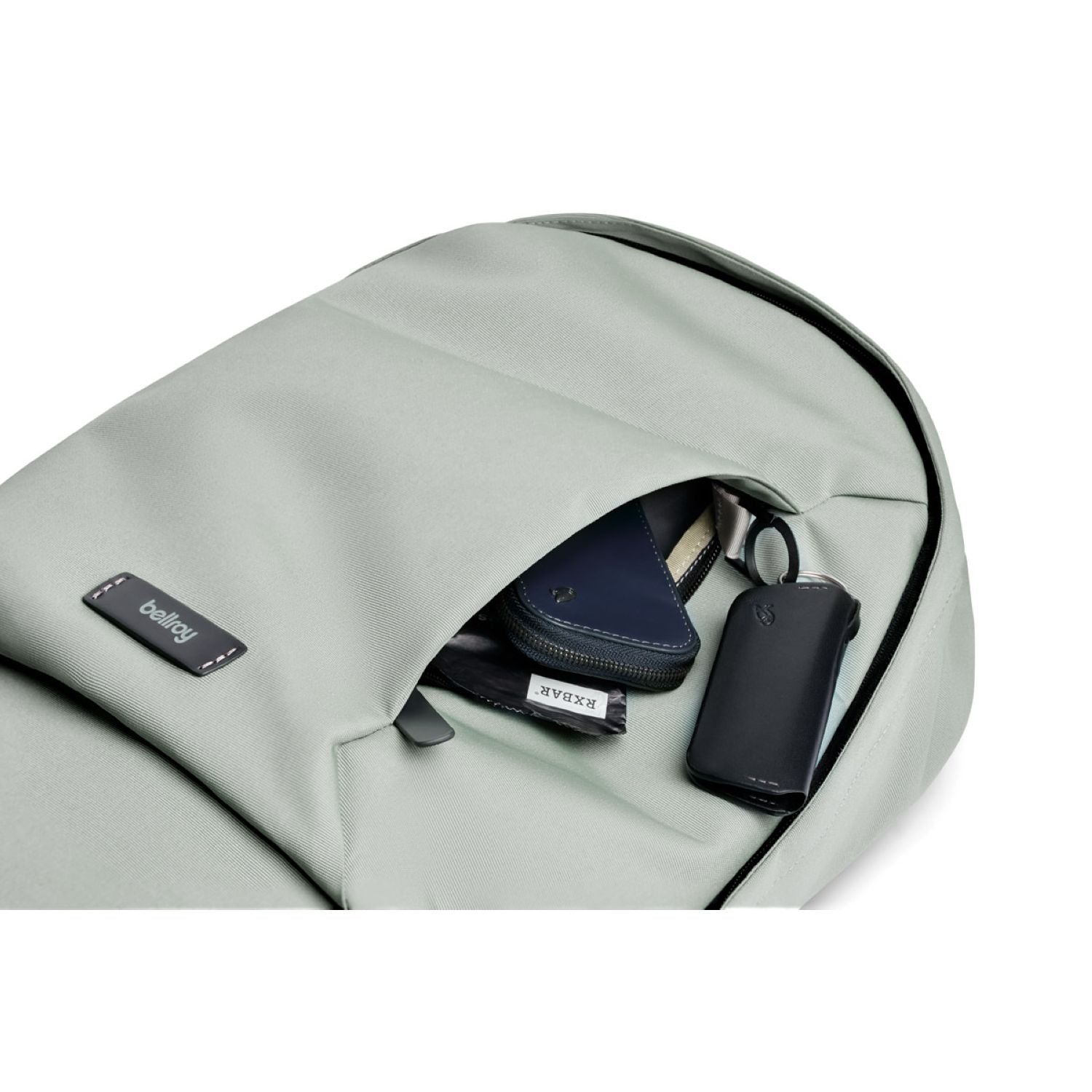 bellroy-classic-backpack-second-edition-eucalyptus-7