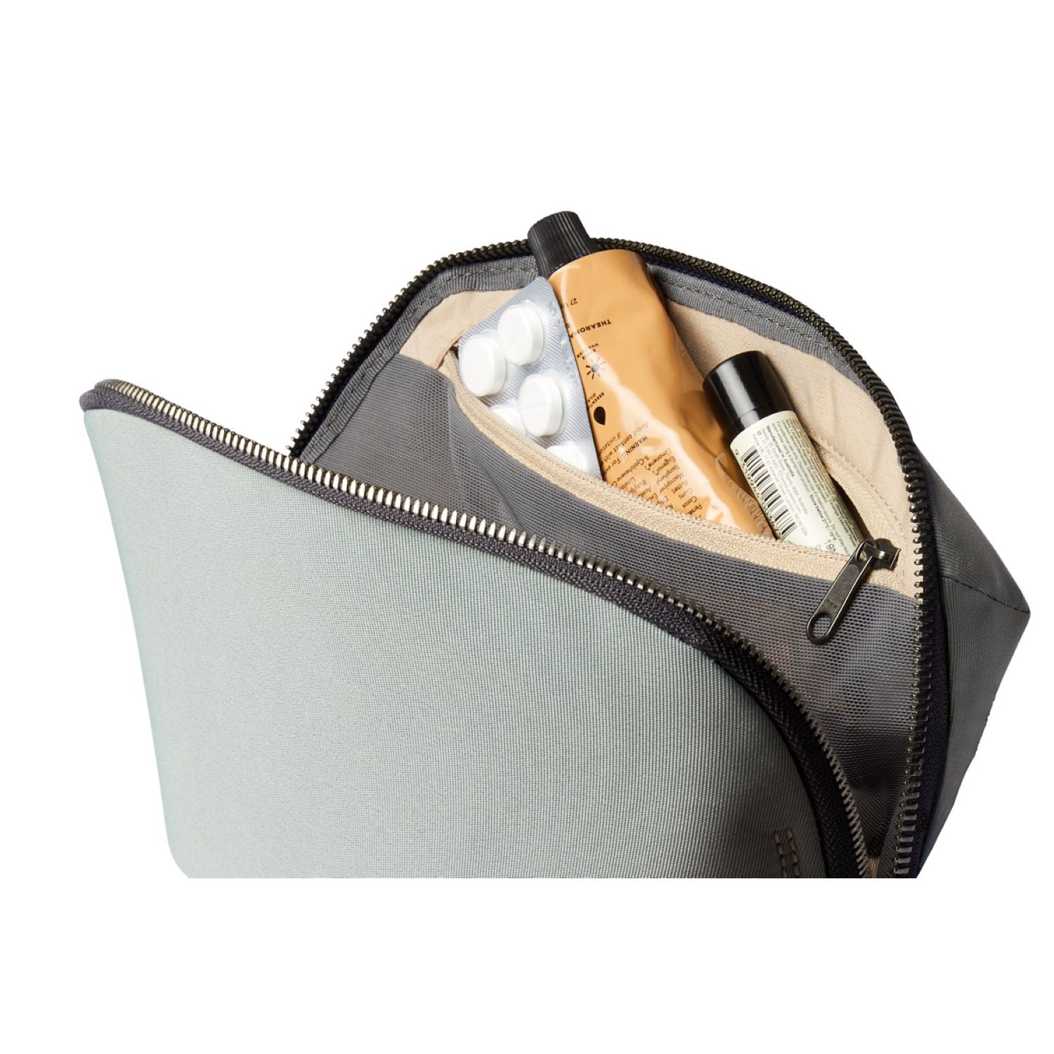 bellroy-desk-caddy-eucalyptus-7