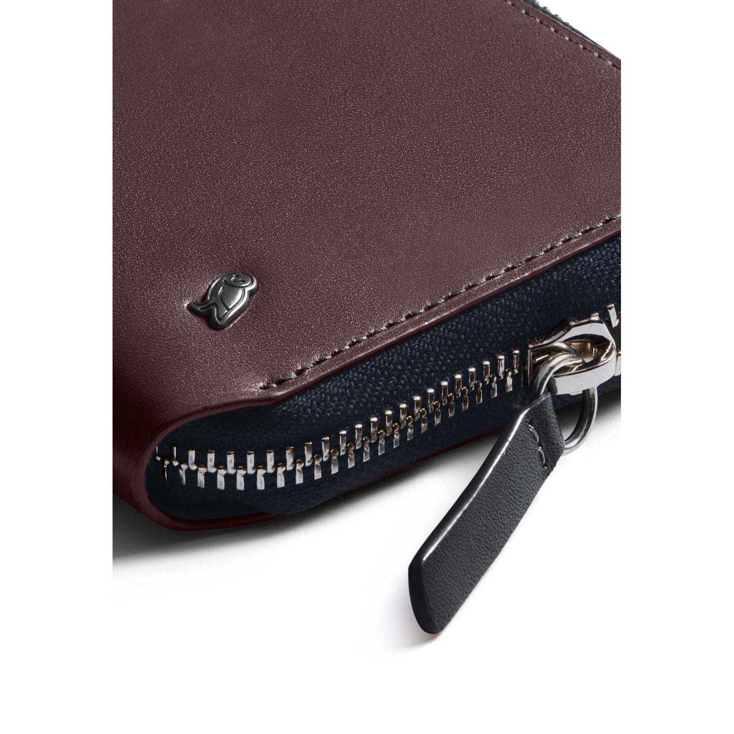 bellroy-folio-wallet-deepplum-4