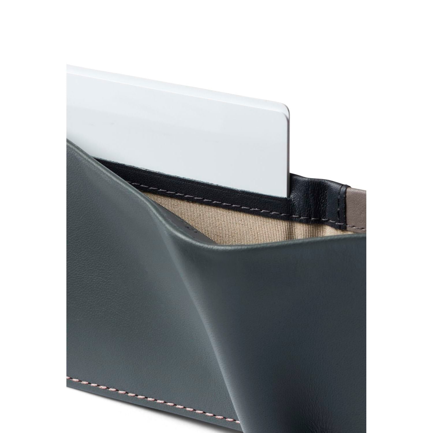 bellroy-hide-seek-wallet-hi-everglade-7