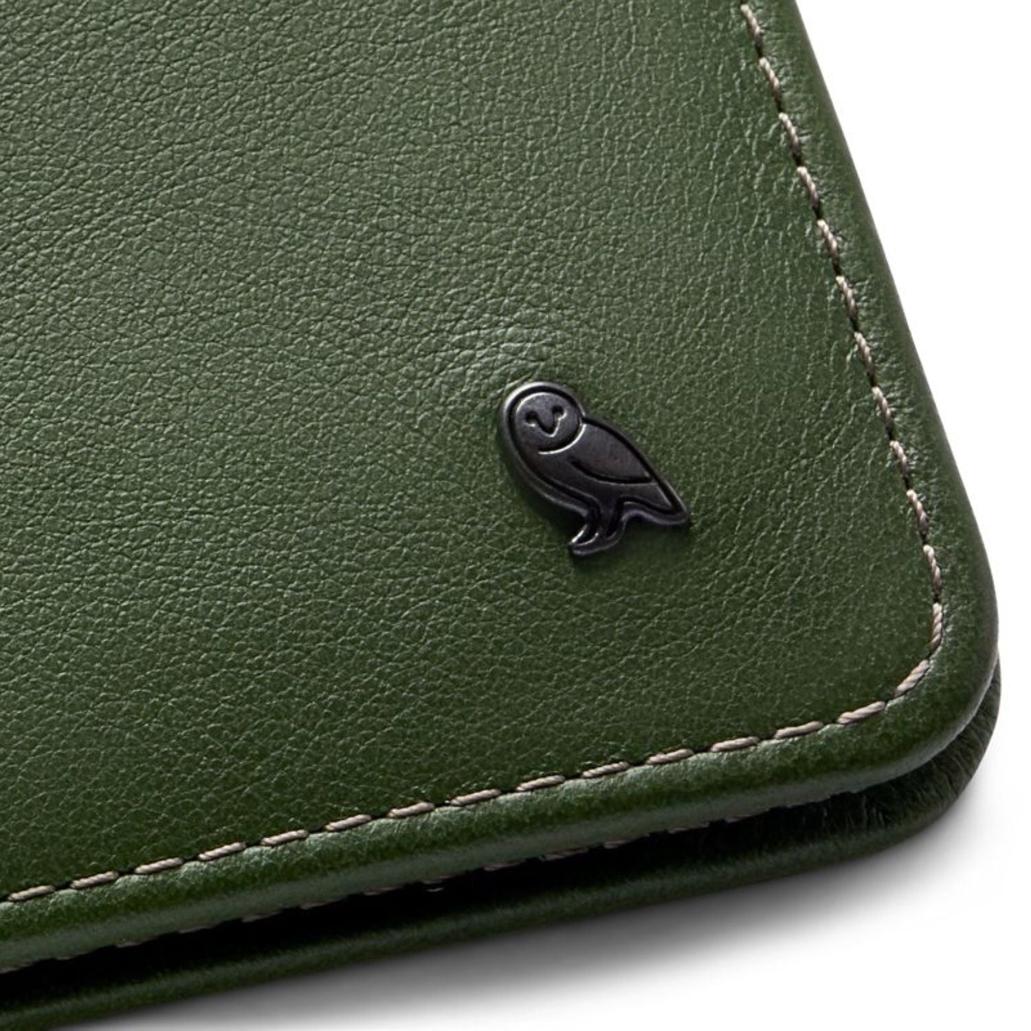 bellroy-hide-seek-wallet-hi-ranger-green-4