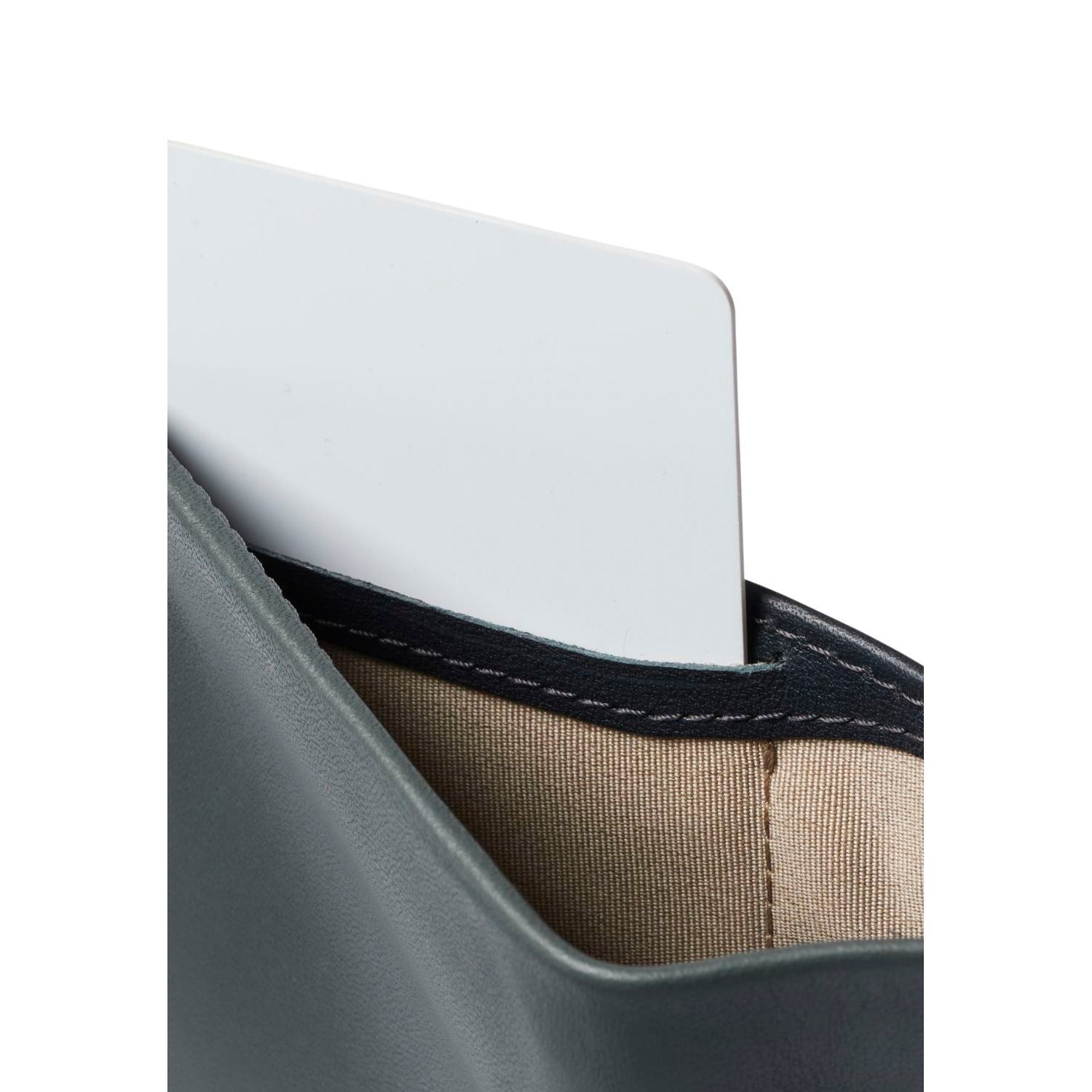 Bellroy Note Sleeve Wallet (RFID Protected) | Bellroy Wallets, Bi-fold Wallets, Gifts & Lifestyle, Men's Wallets, Travel Accessories, Wallets, Women's Wallets | Bellroy-84