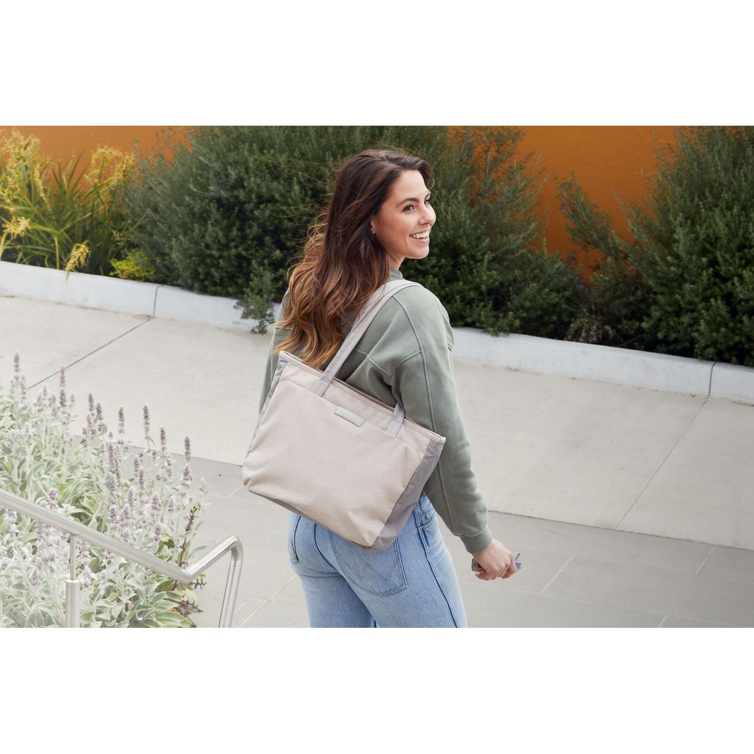 Bellroy Tokyo Tote (Second Edition) | Bags, Bags for Men, Bags for Women, Bellroy Bags, Bellroy Totes, school20, Tote Bags, Work Collection | Bellroy-76