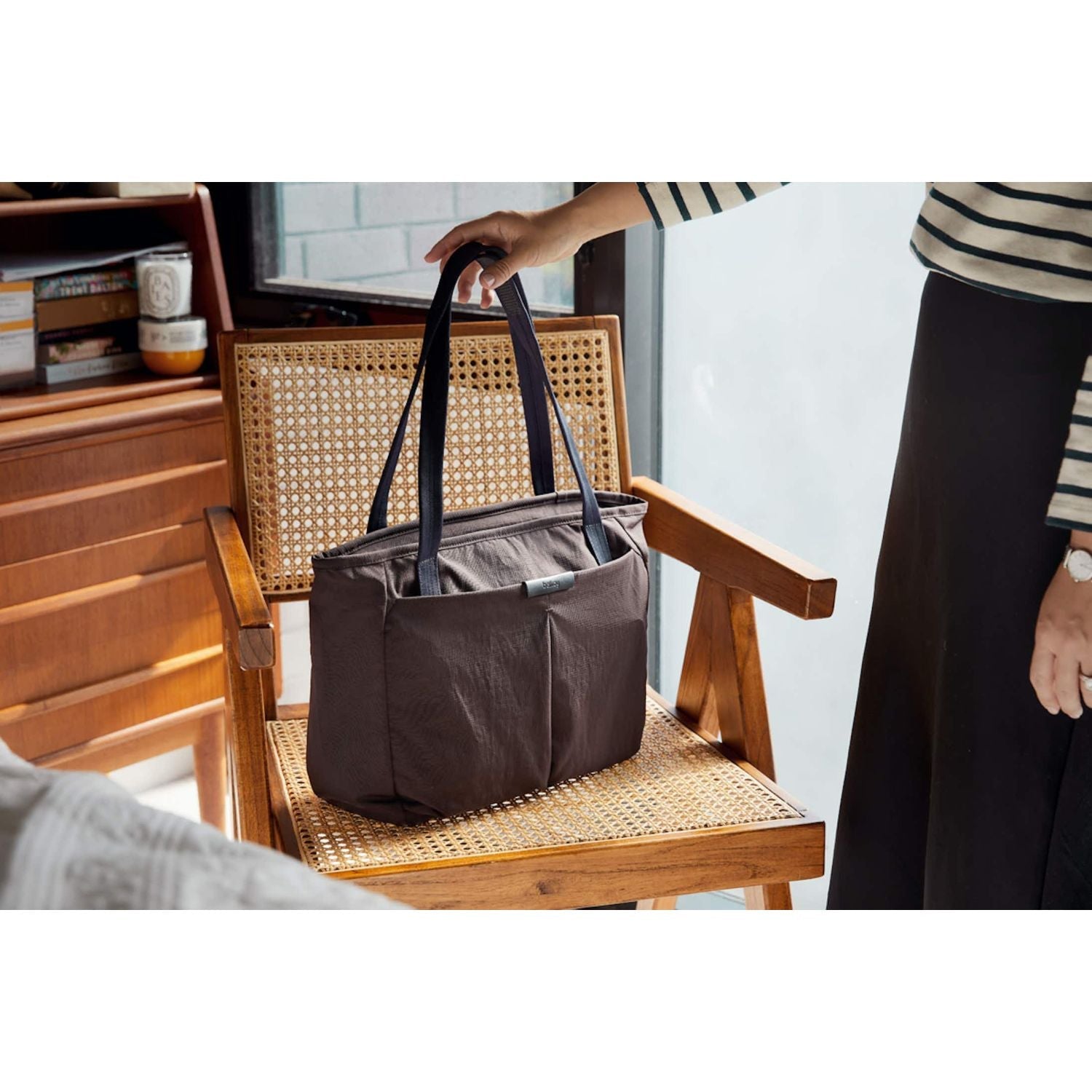 Bellroy Tokyo Wonder Tote 15L | Bags, Bags for Men, Bags for Women, Bellroy Bags, Bellroy Totes, Handbags, school20, Tote Bags, Work Collection | Bellroy-14