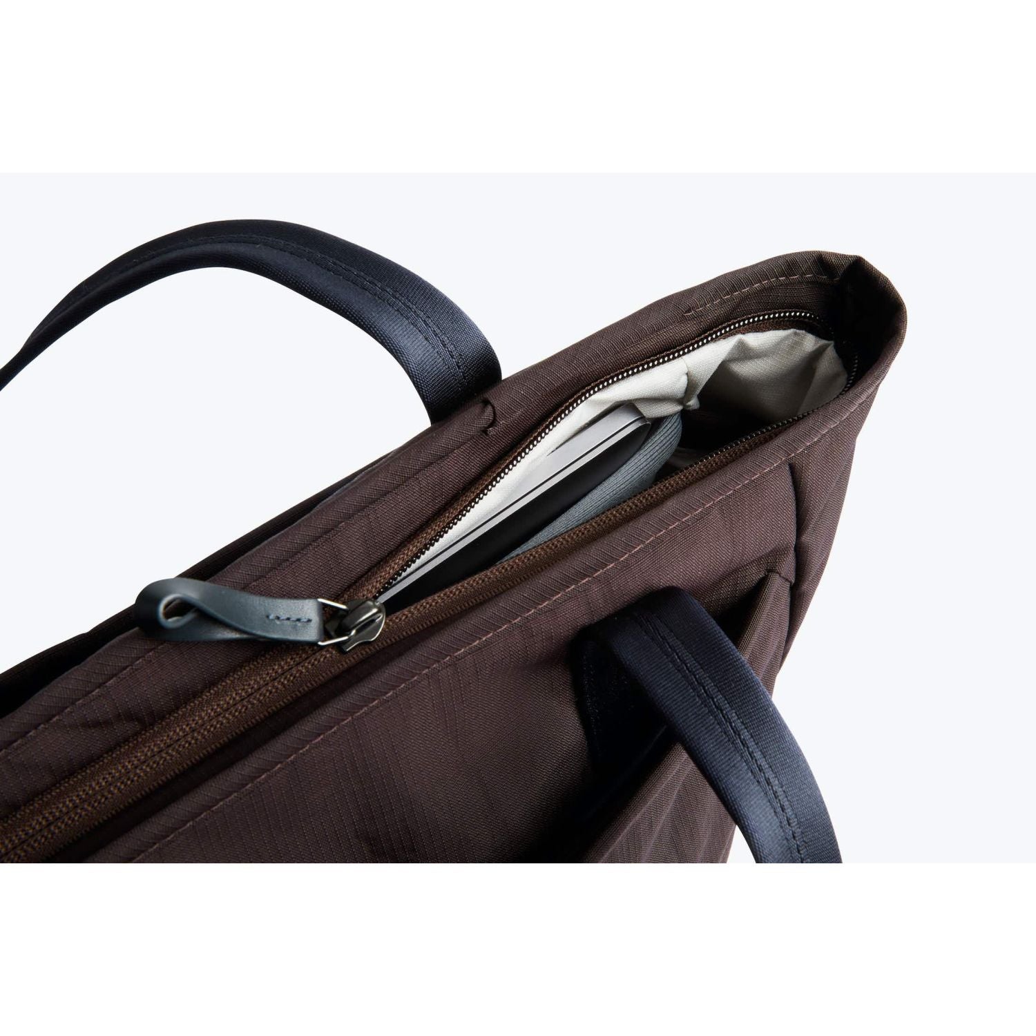 Bellroy Tokyo Wonder Tote 15L | Bags, Bags for Men, Bags for Women, Bellroy Bags, Bellroy Totes, Handbags, school20, Tote Bags, Work Collection | Bellroy-4