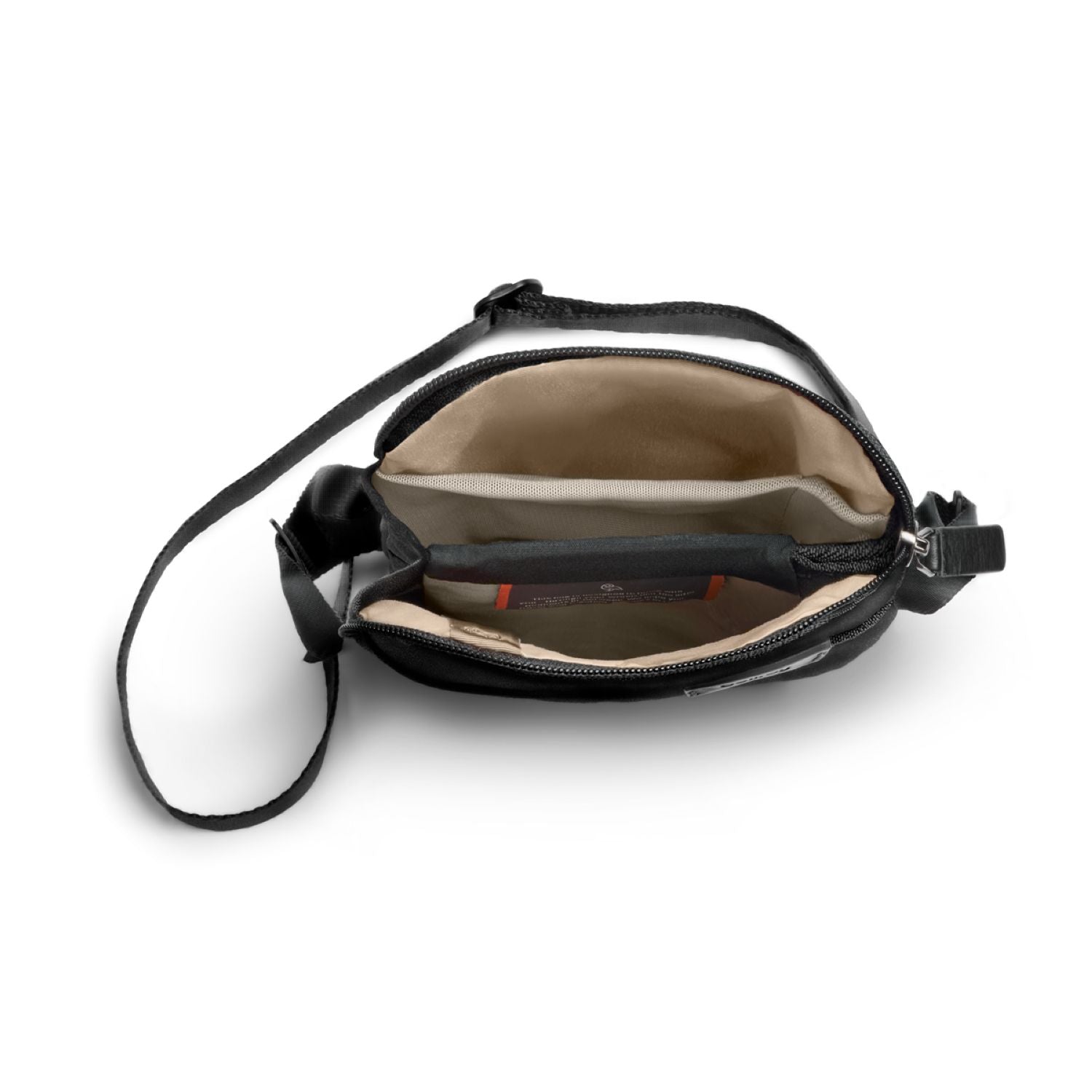 bellroy-city-pouch-melbourne-black-3