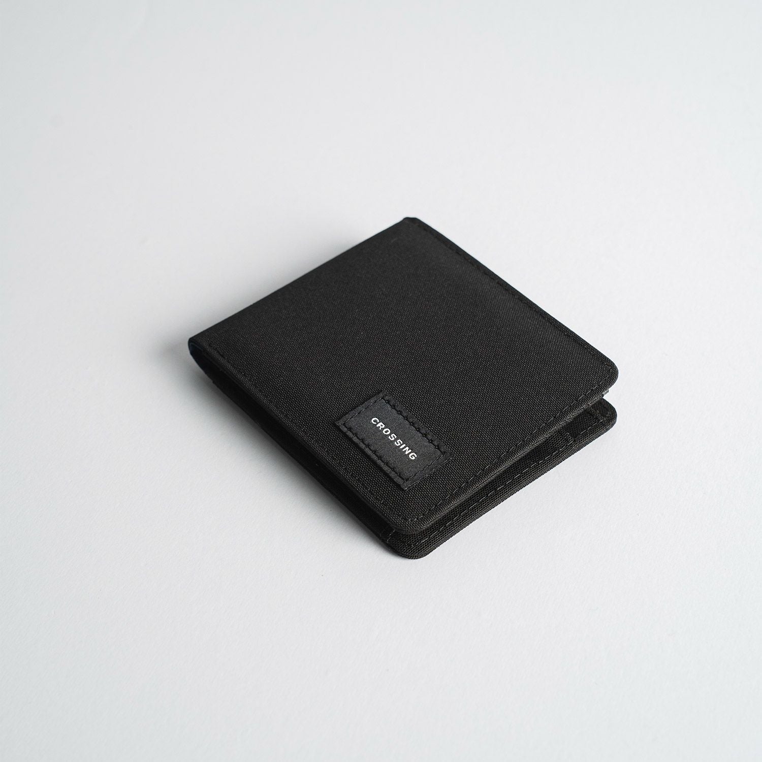 Crossing Bifold Wallet with Coin Pocket RFID