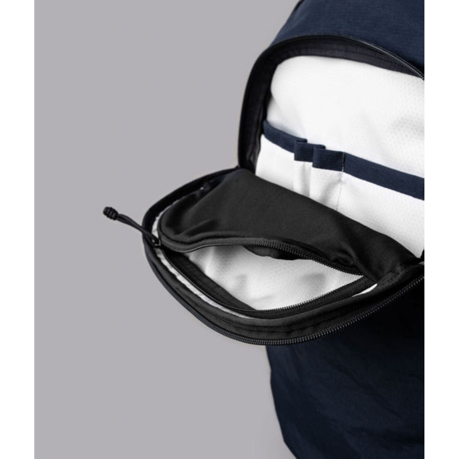 ALPAKA Bravo Backpack 23L