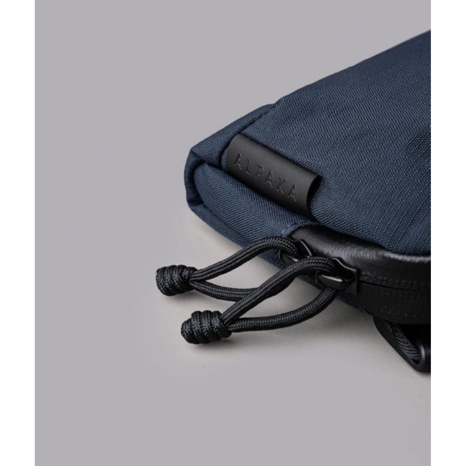 ALPAKA Flight Pouch Pro