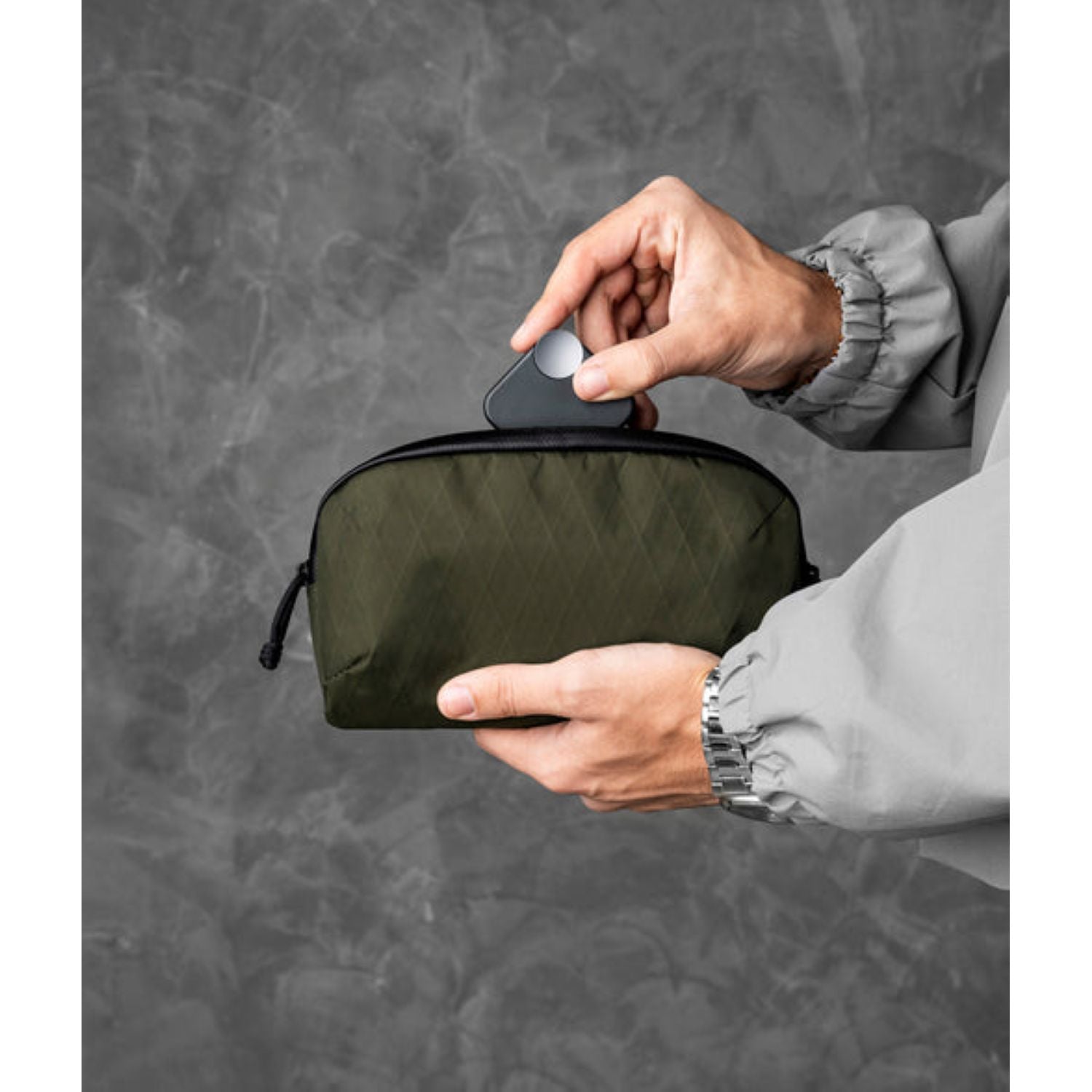 ALPAKA Flight Pouch Pro