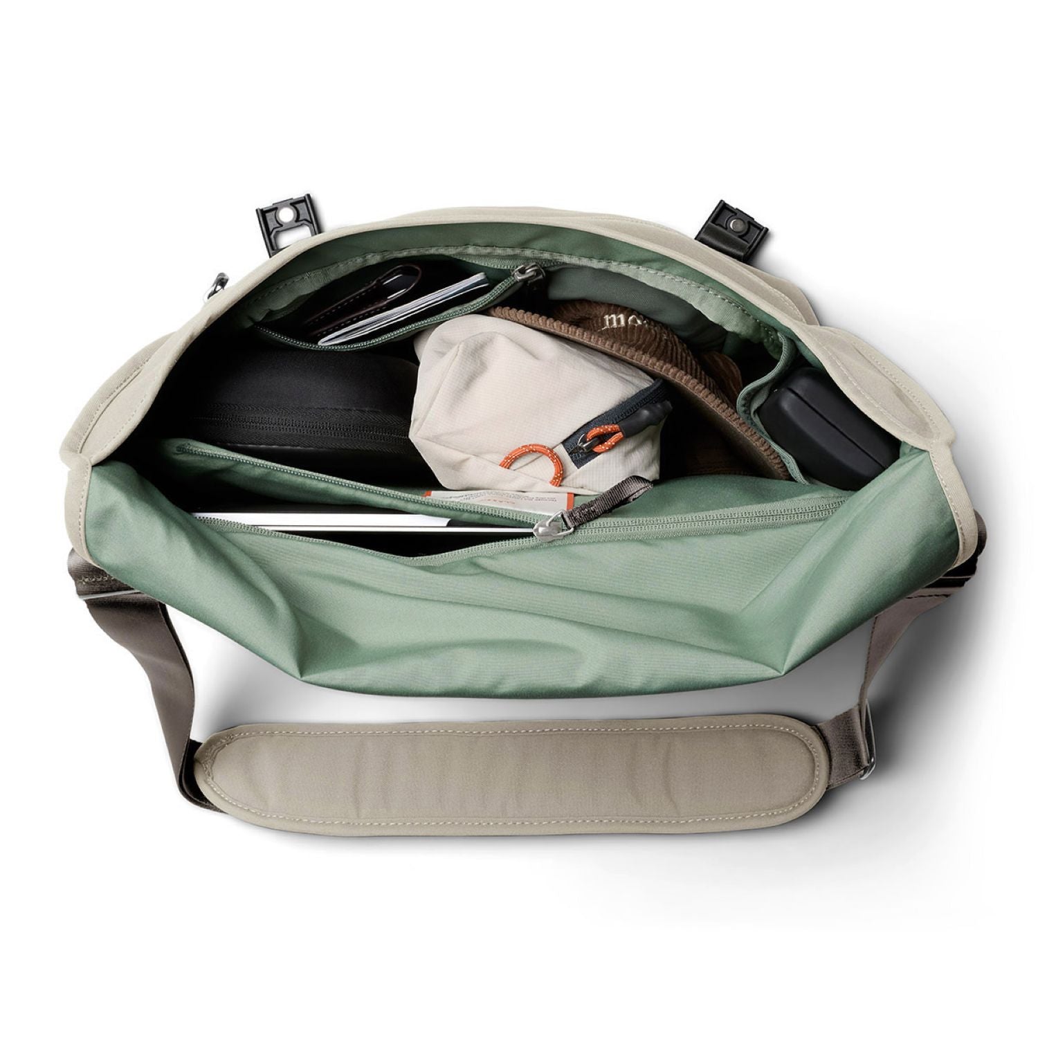 Bellroy Classic Messenger