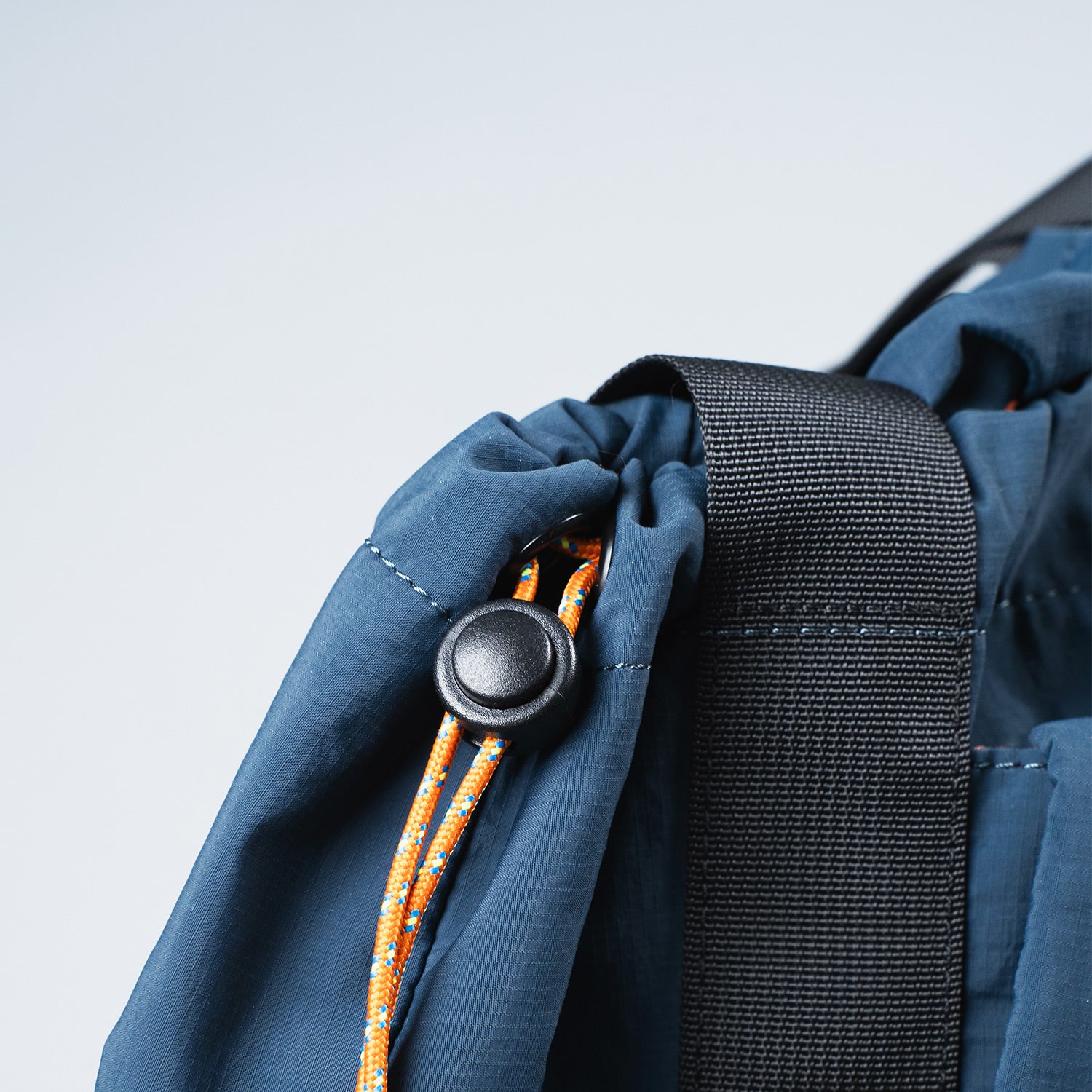 Crossing Jack Drawstring Totepack