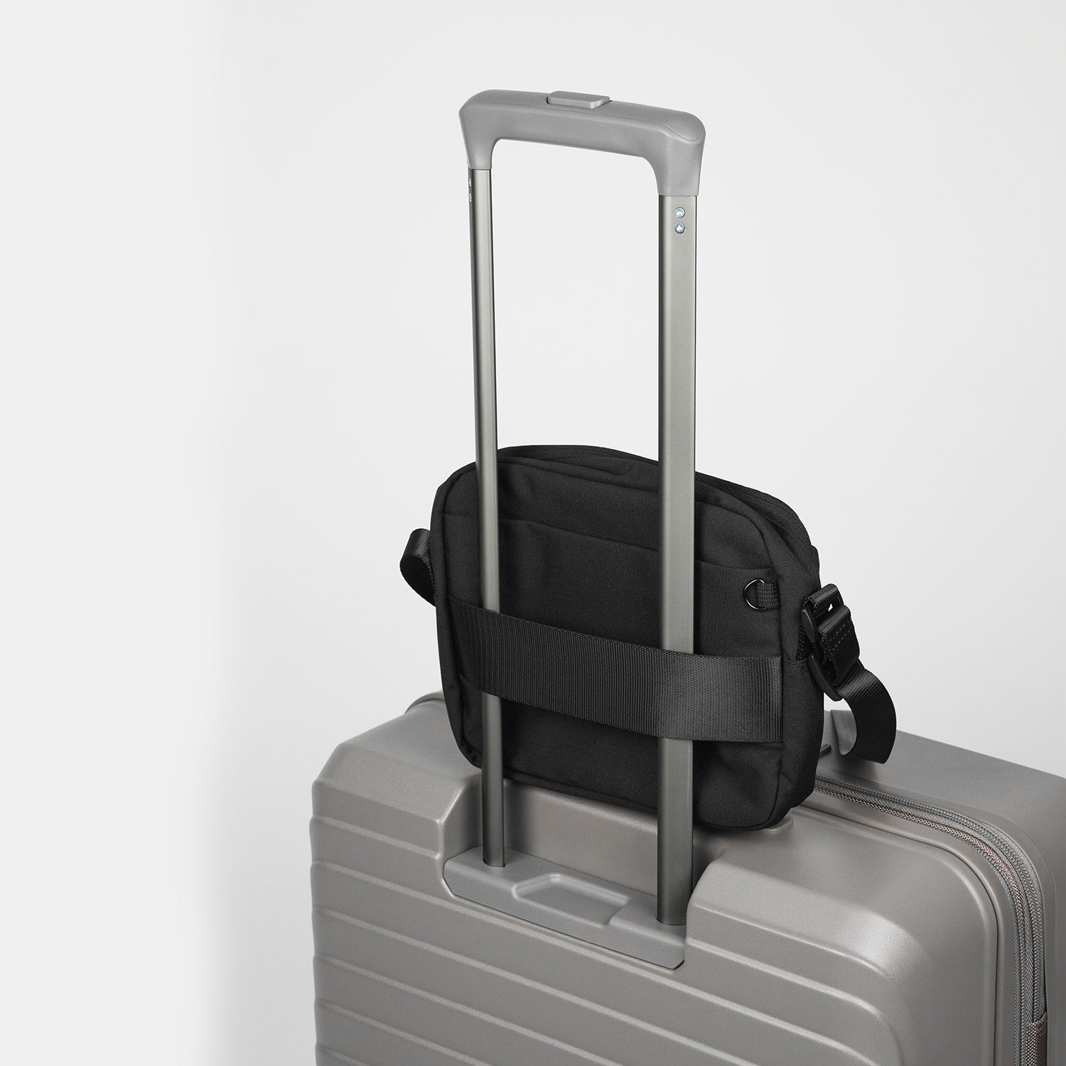 Crossing Jet Set Anti-Theft Multi-Sling with RFID