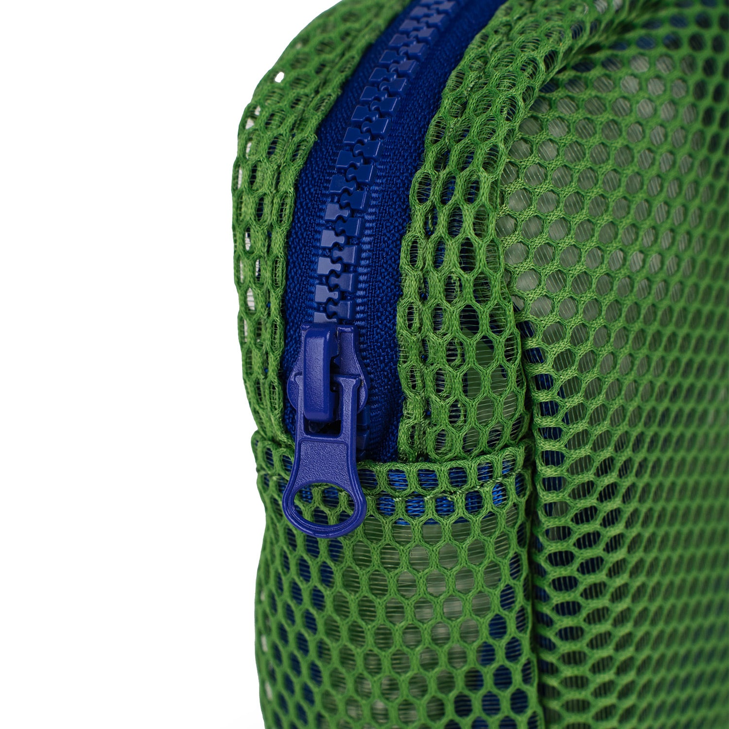 Crossing Jules Everywhere Mesh Pouch (Small)