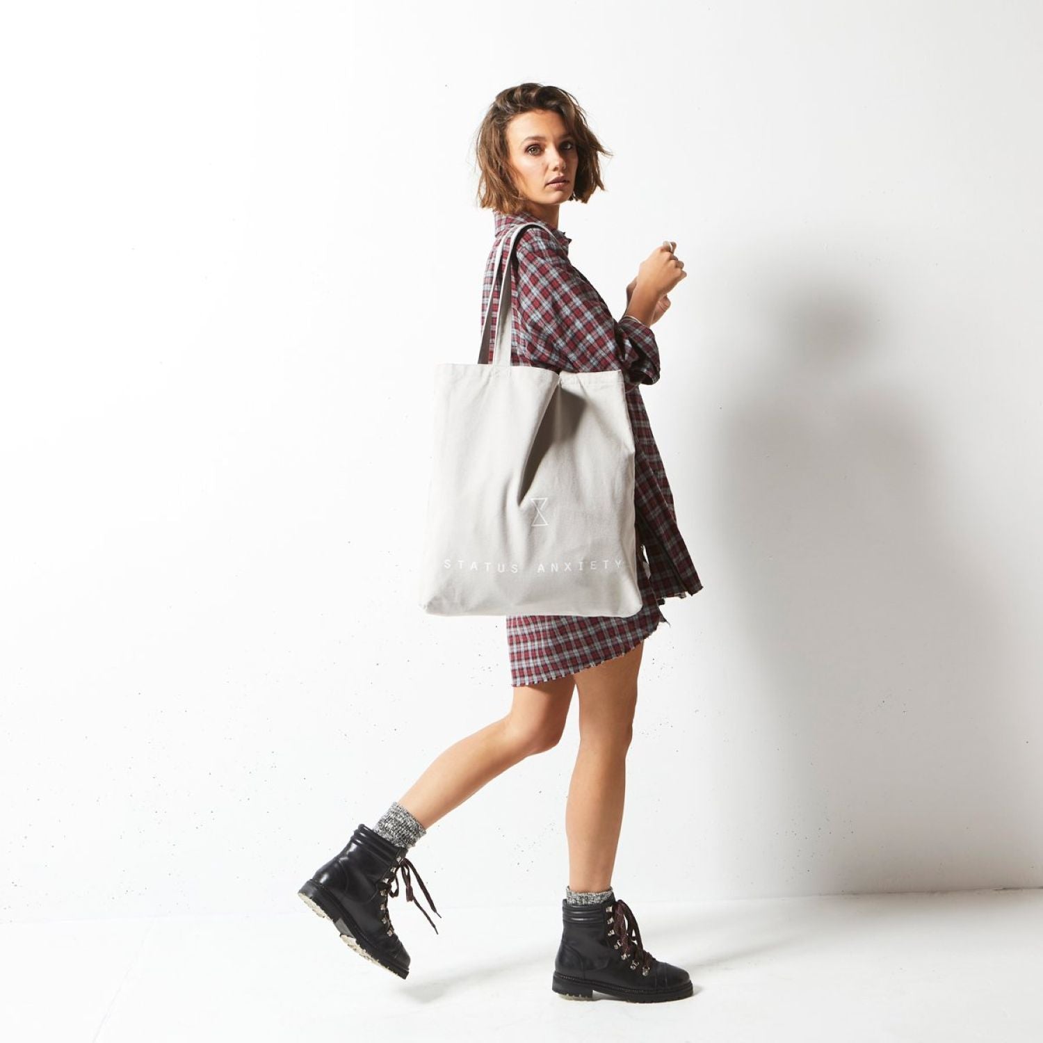 Status Anxiety First Glance Totepack M