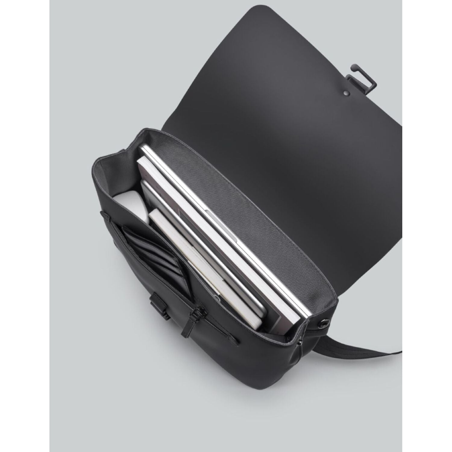 Gaston Luga Splash Crossbody Large 14"