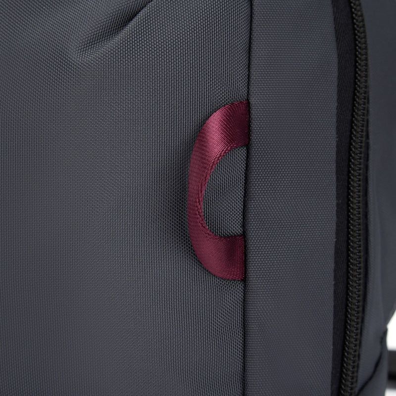Pacsafe Exp Sling Crossbody