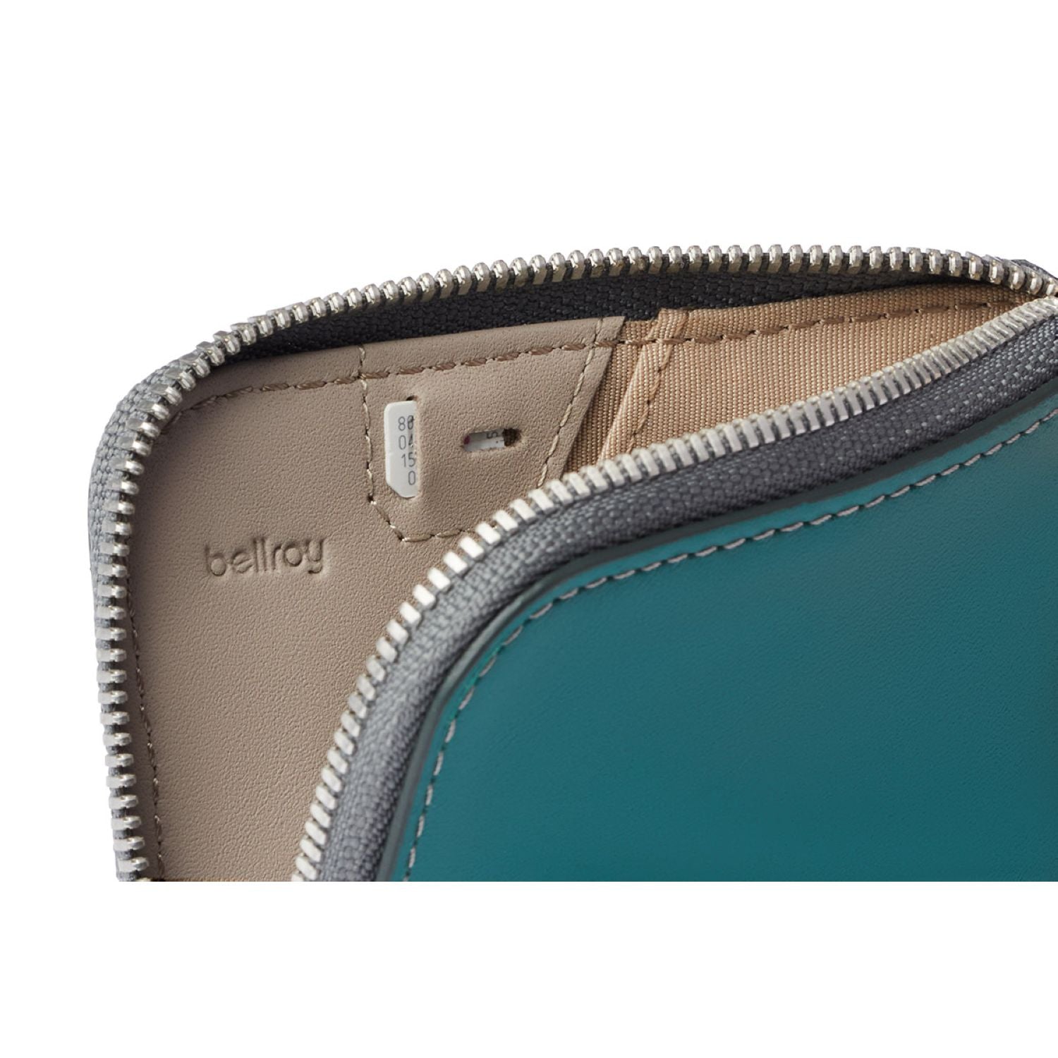 bellroy-card-pocket-teal-6