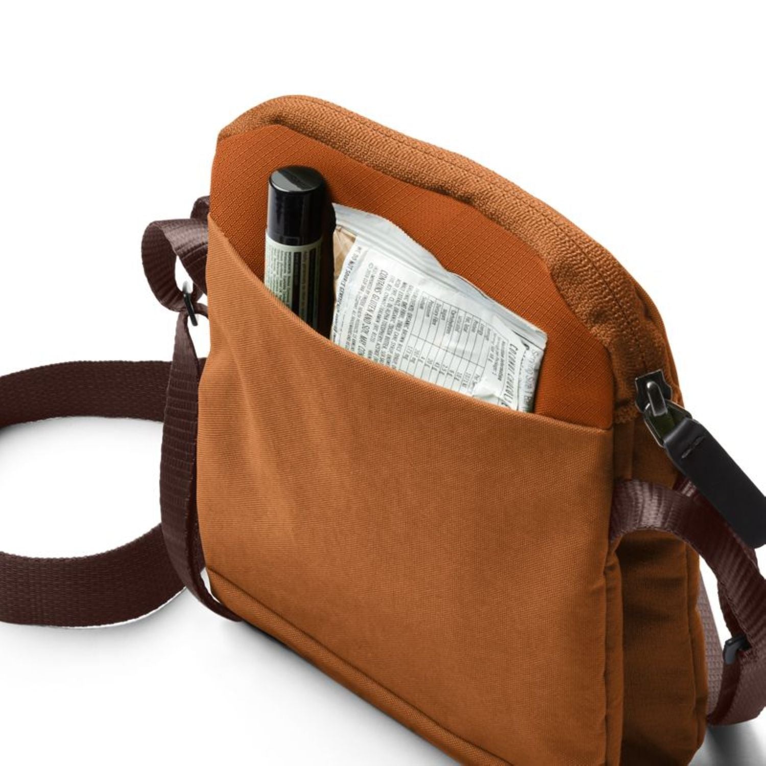 bellroy-city-pouch-bronze-6