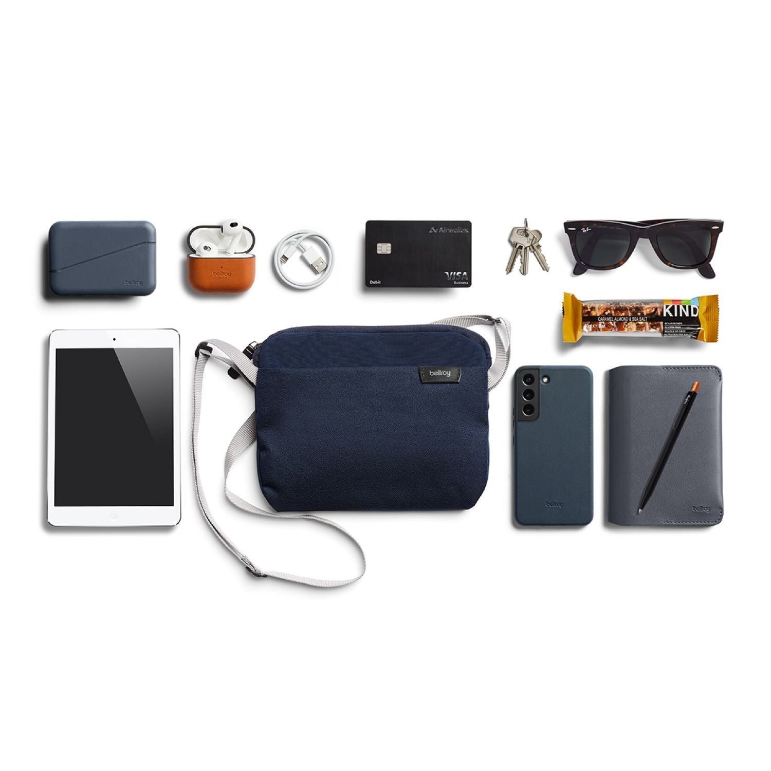 bellroy-city-pouch-plus-navy-8