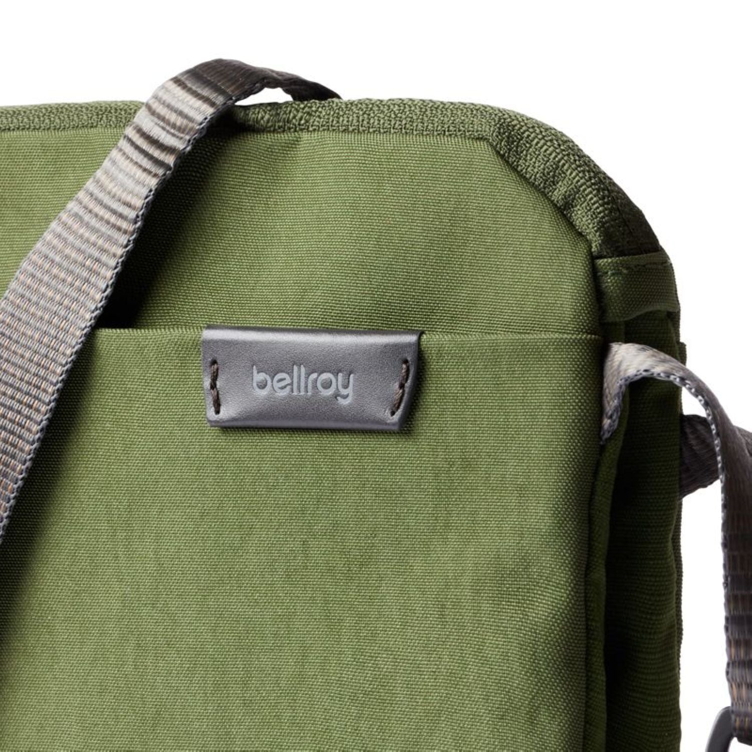 bellroy-city-pouch-plus-ranger-green-7