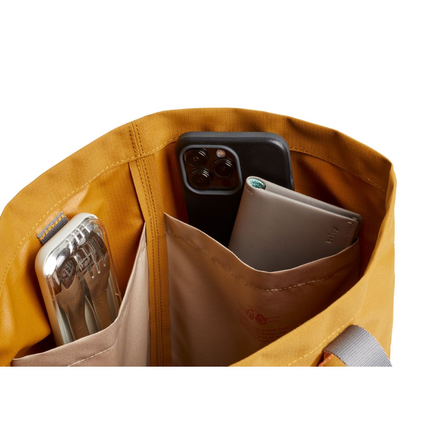 bellroy-city-tote-copper-5