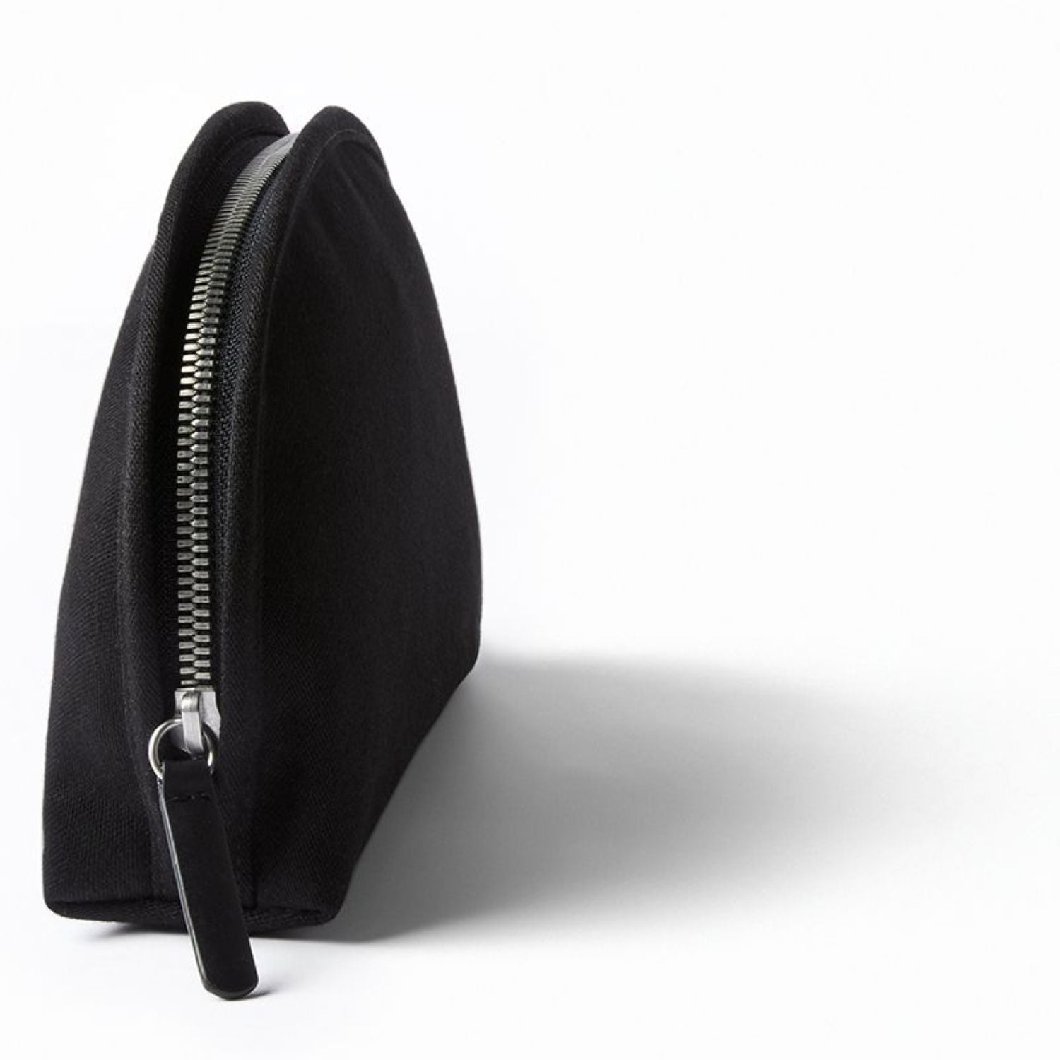 bellroy-classic-pouch-melbourne-black-4