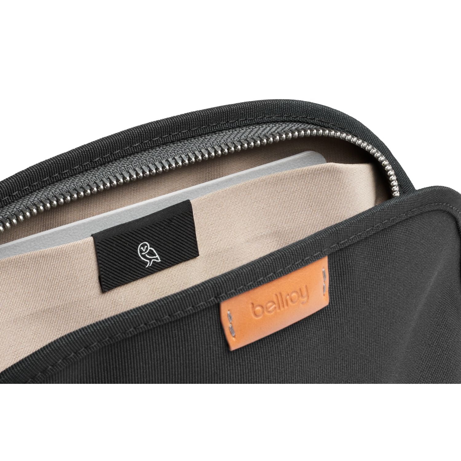 bellroy-classic-pouch-slate-6