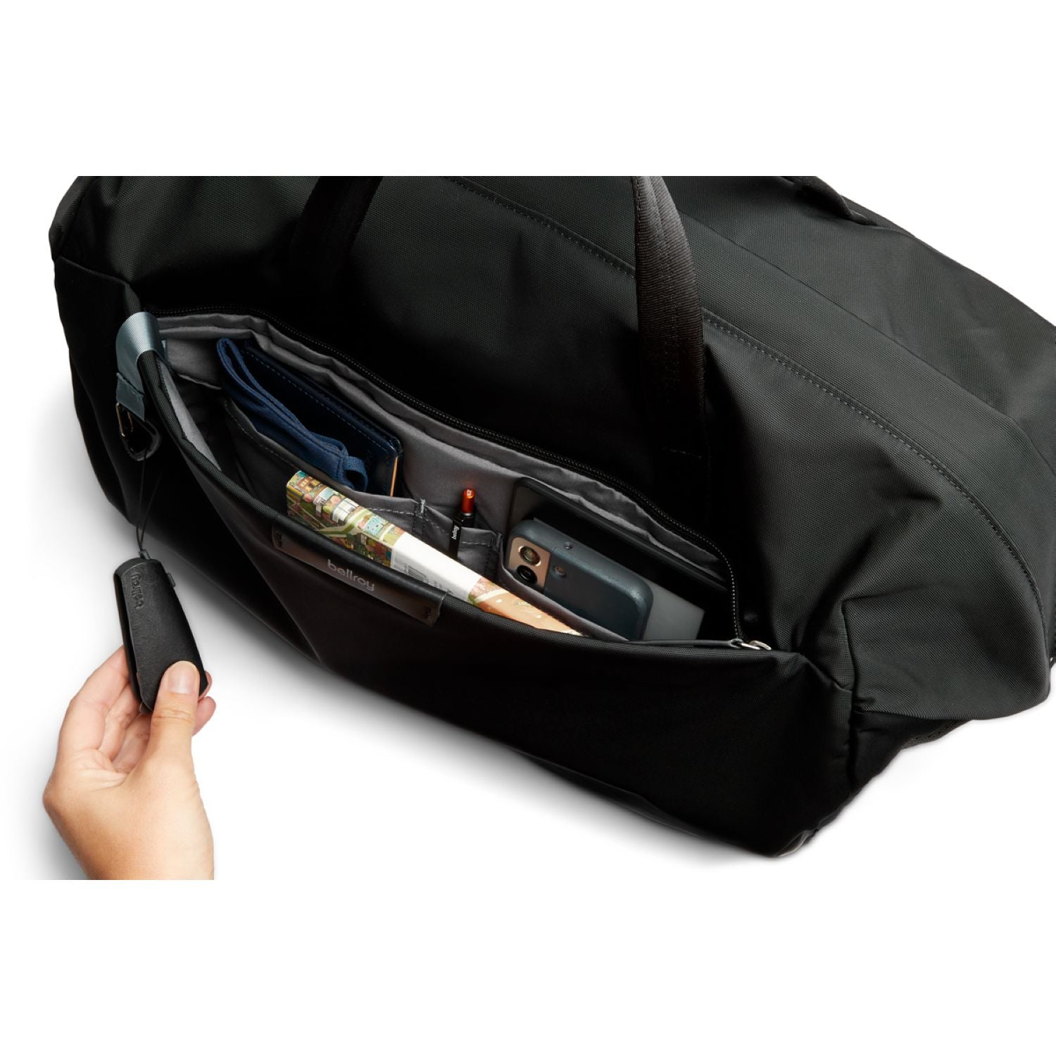 bellroy-classic-weekender-35l-black-9