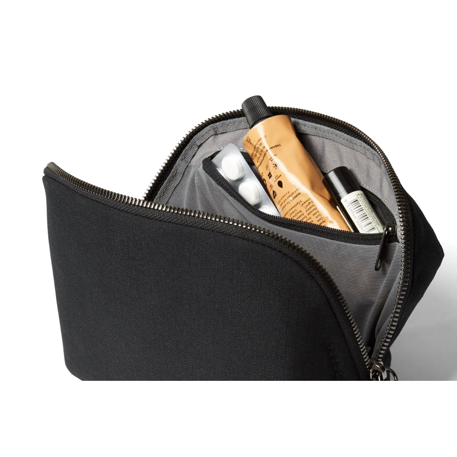 bellroy-desk-caddy-black-7