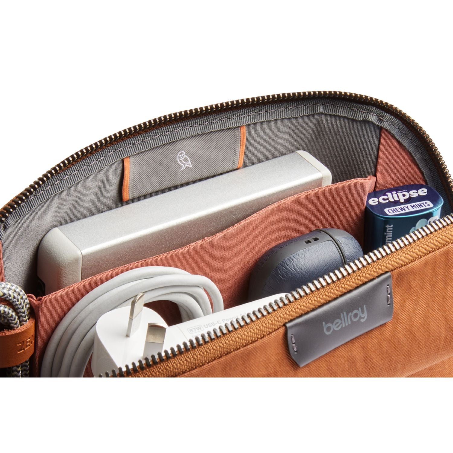 bellroy-desk-caddy-bronze-6