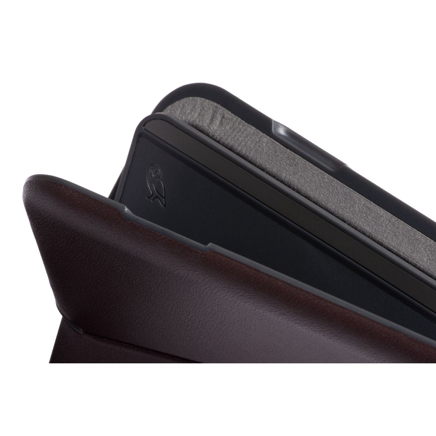 bellroy-flip-case-deeplum-9