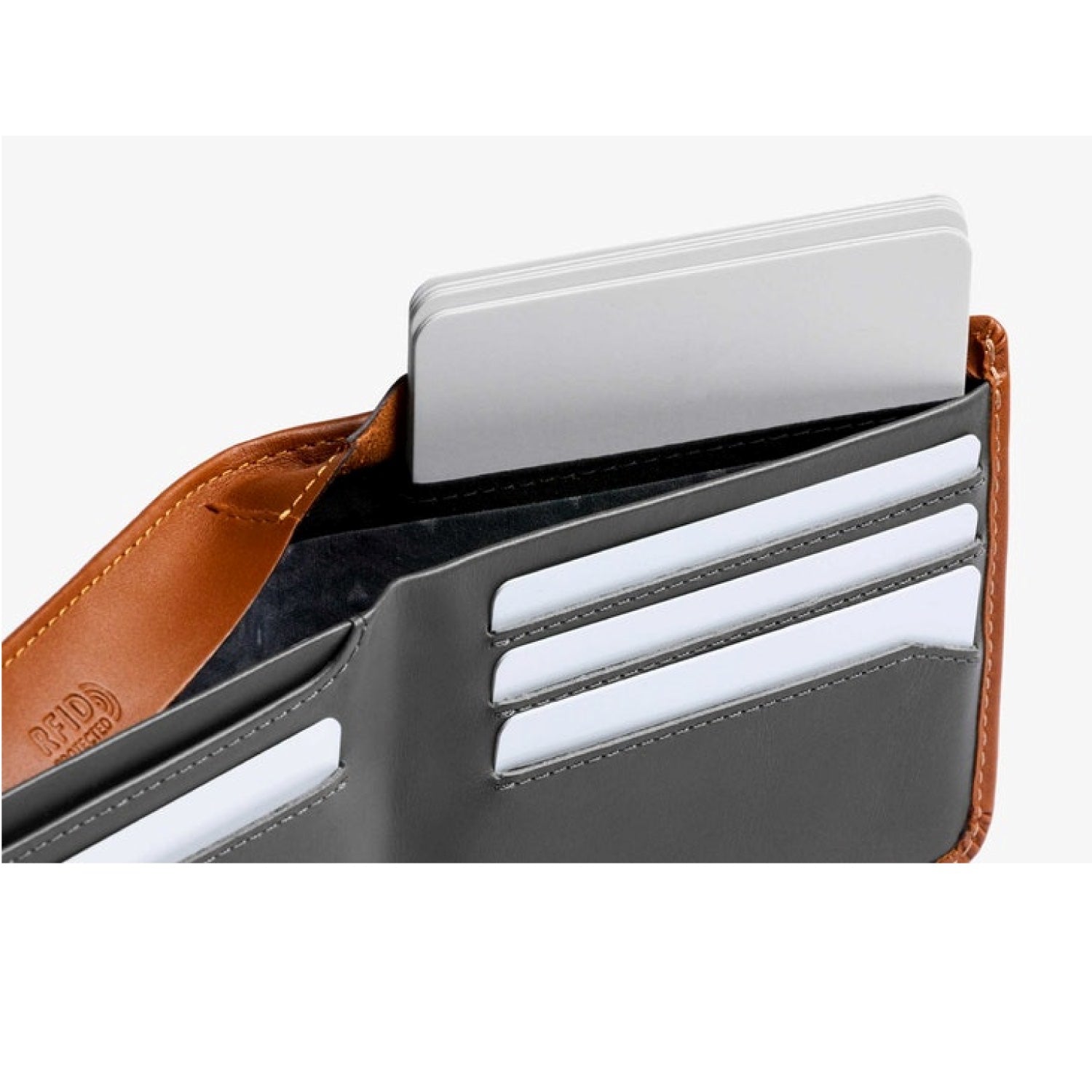 bellroy-hide-seek-wallet-hi-caramel-8