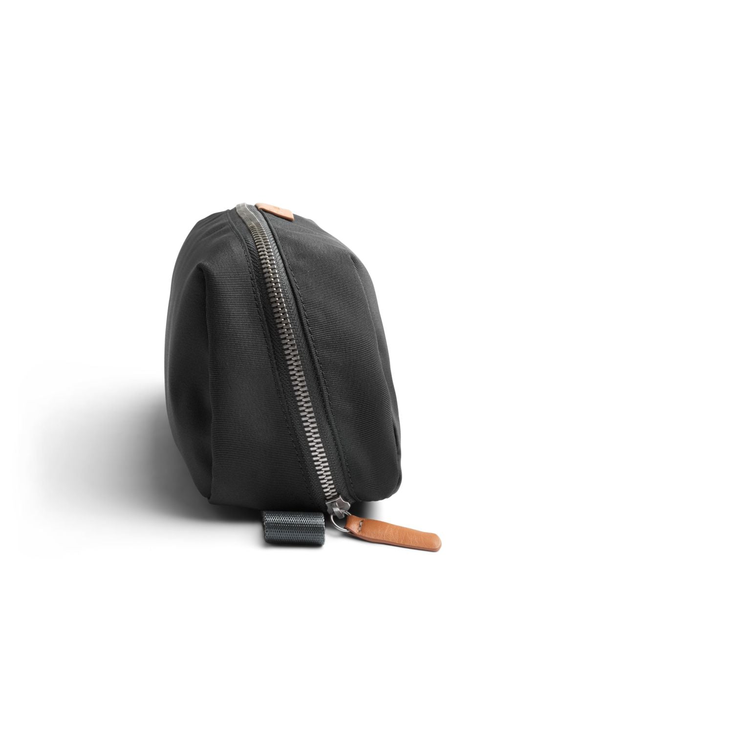 Bellroy Toiletry Kit Plus | Bags, Bellroy Accessories, Electronics Cases, Pouches, Pouches & Crossbody Bags, Travel Accessories, Work Collection | Bellroy-31