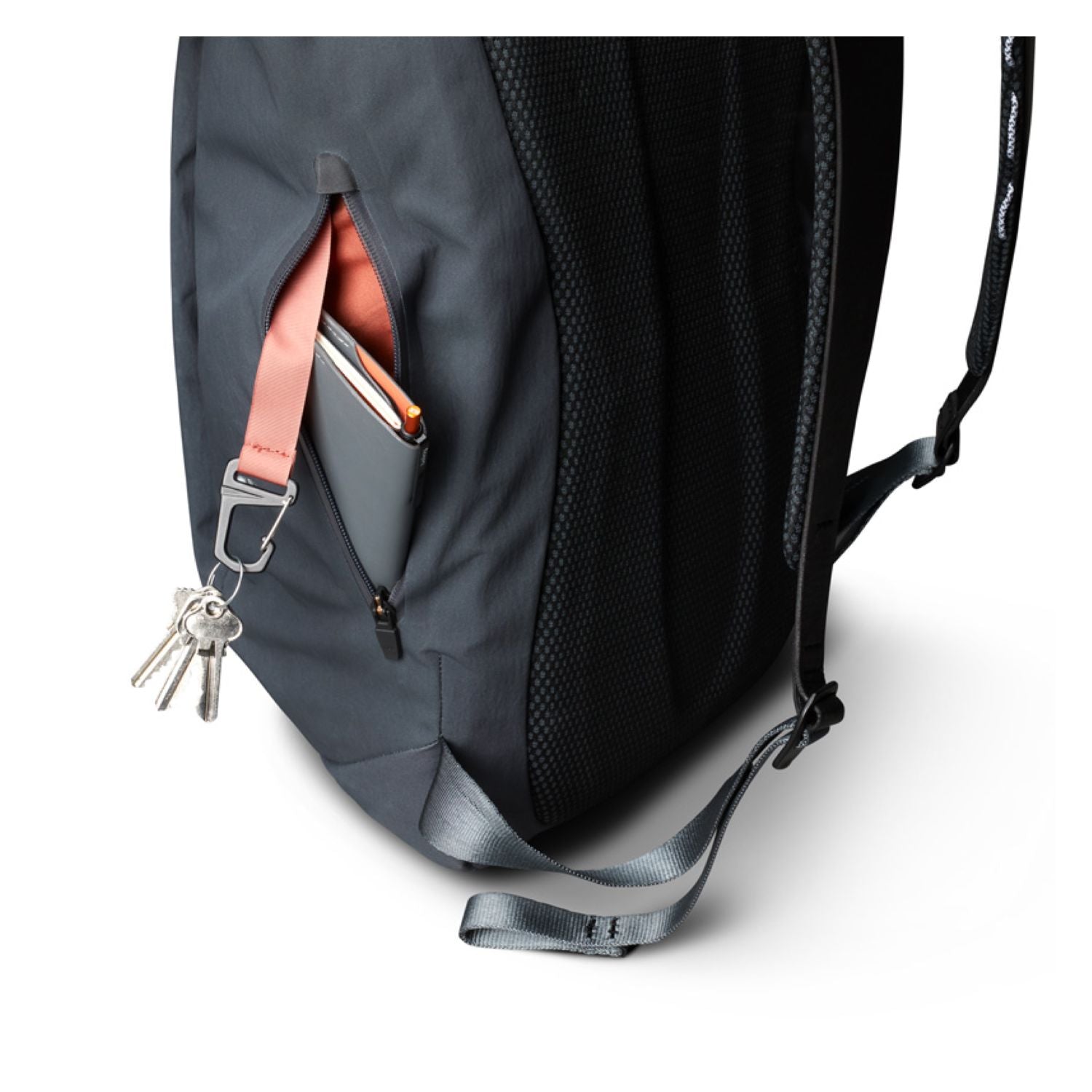 bellroy-apex-backpack-onyx-10